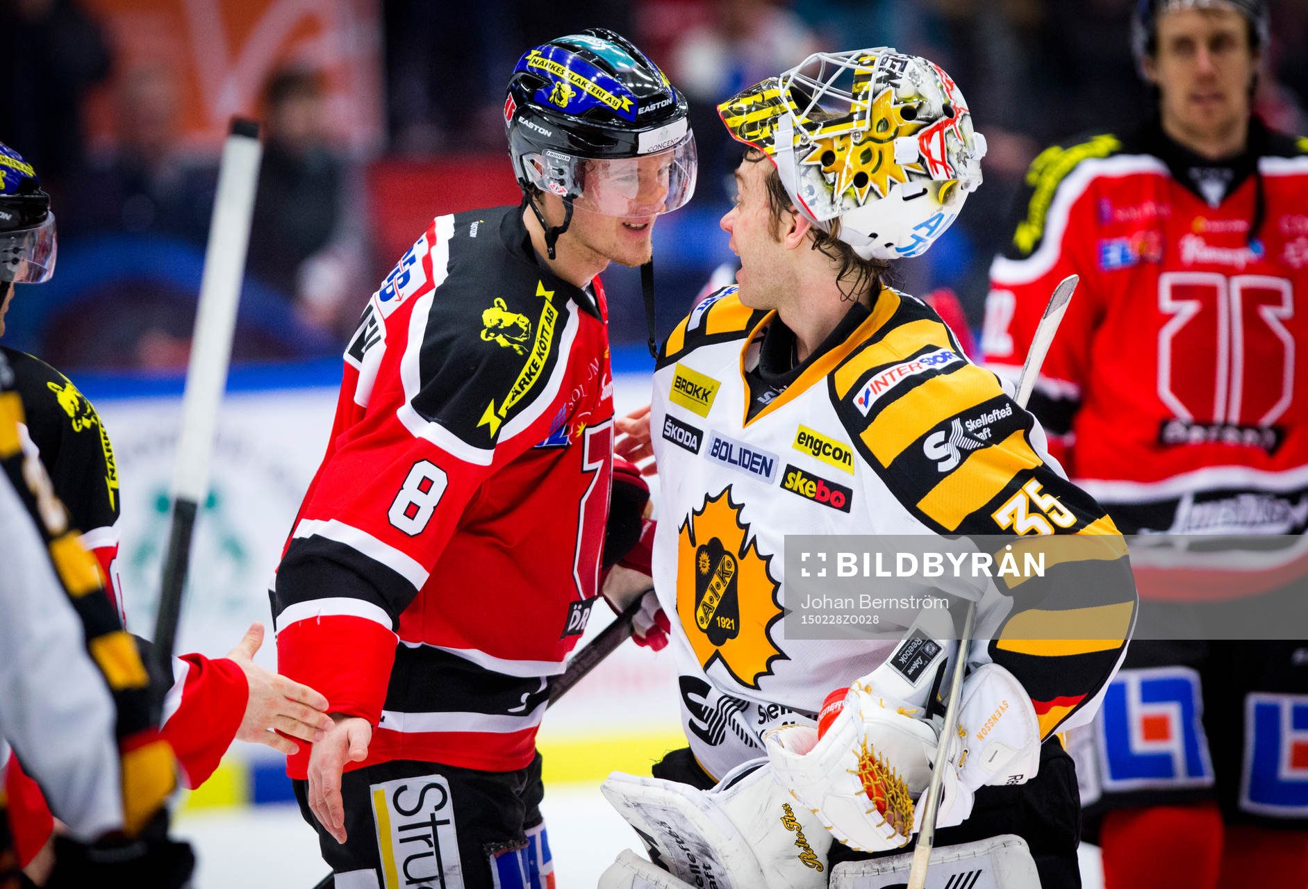 Örebros Mikko Lehtonen och Skellefteås målvakt Markus