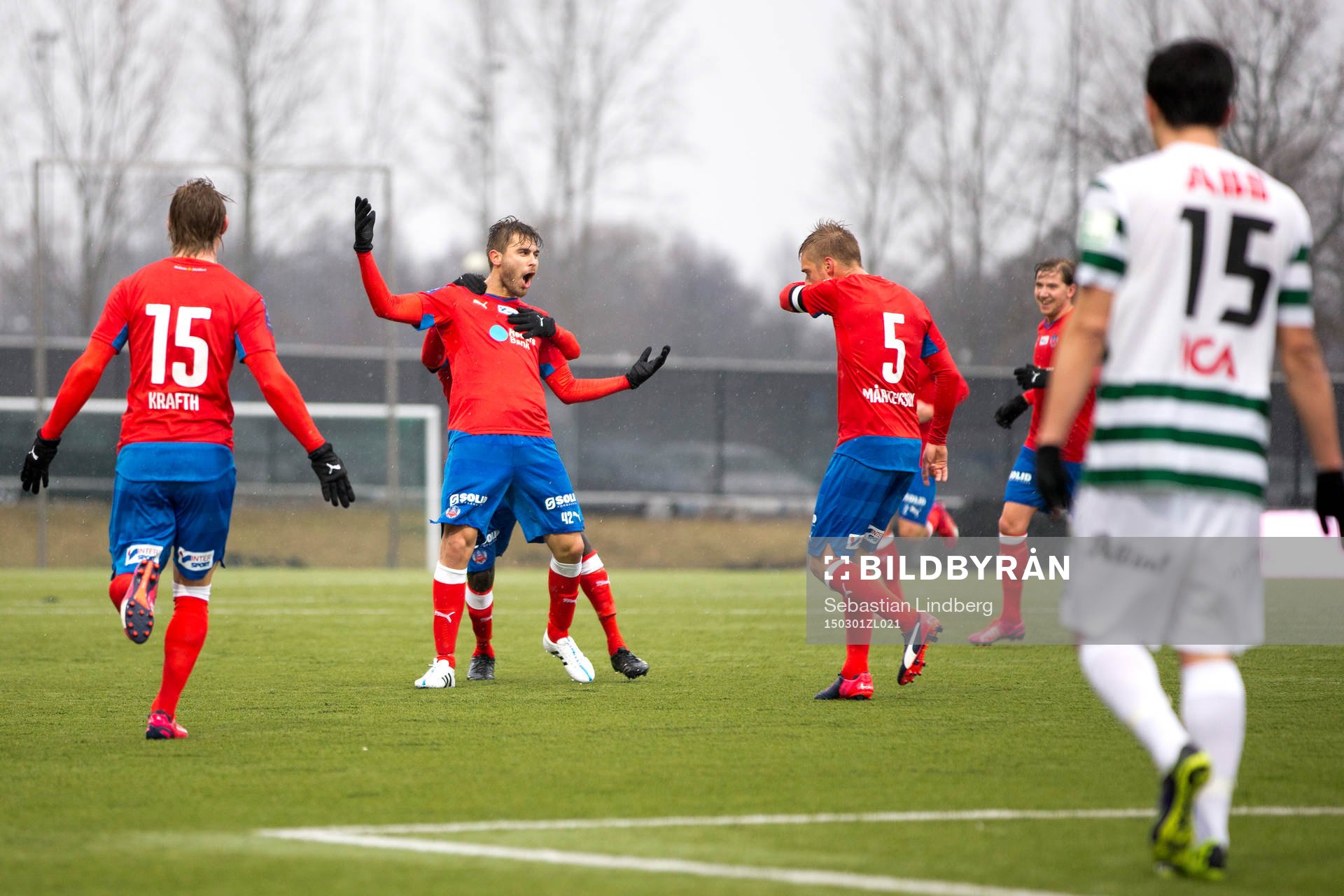 Helsingborgs Astrit Ajdarevic glad