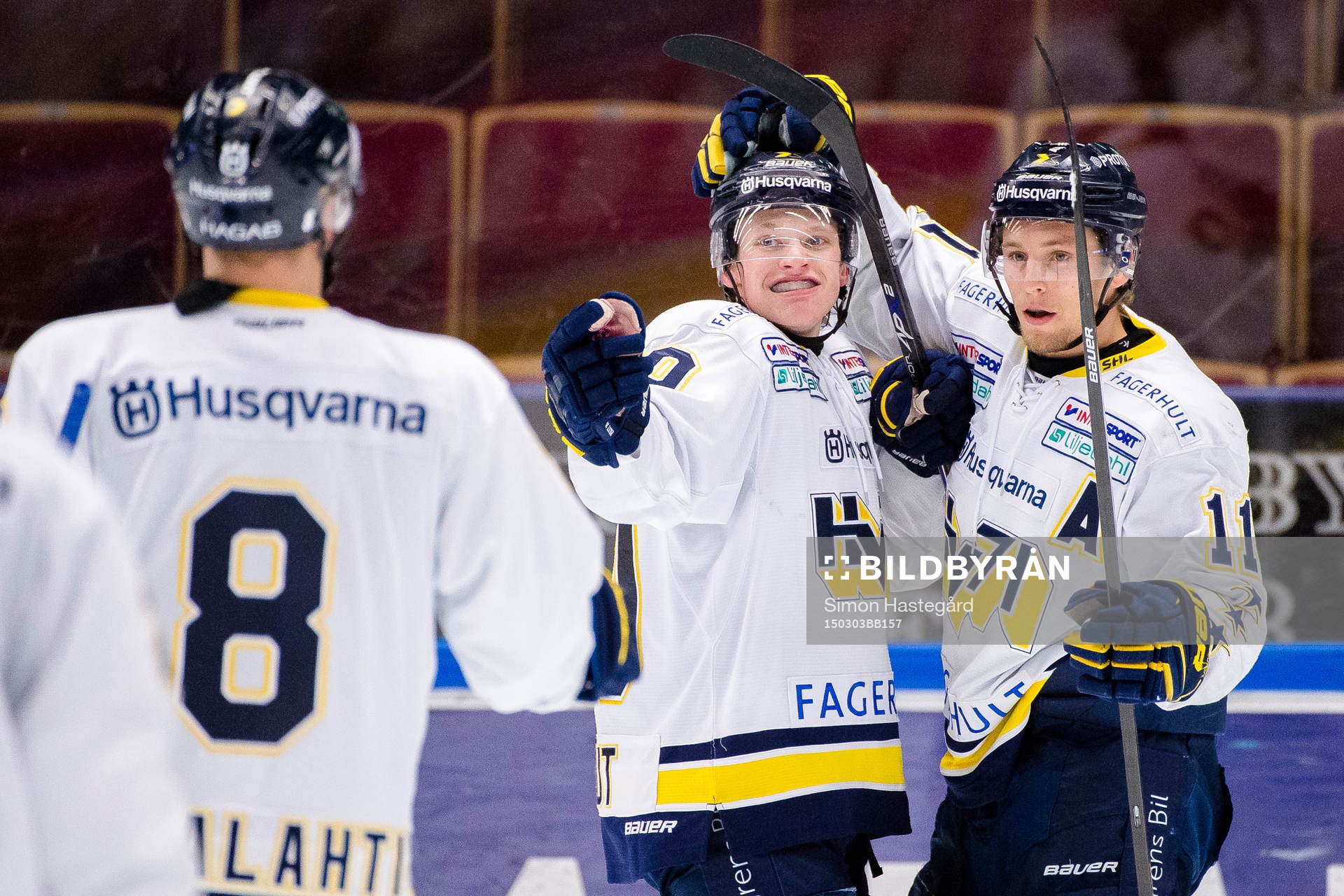 HV71s Lawrence Pilut ochn Calle Ridderwall jublar