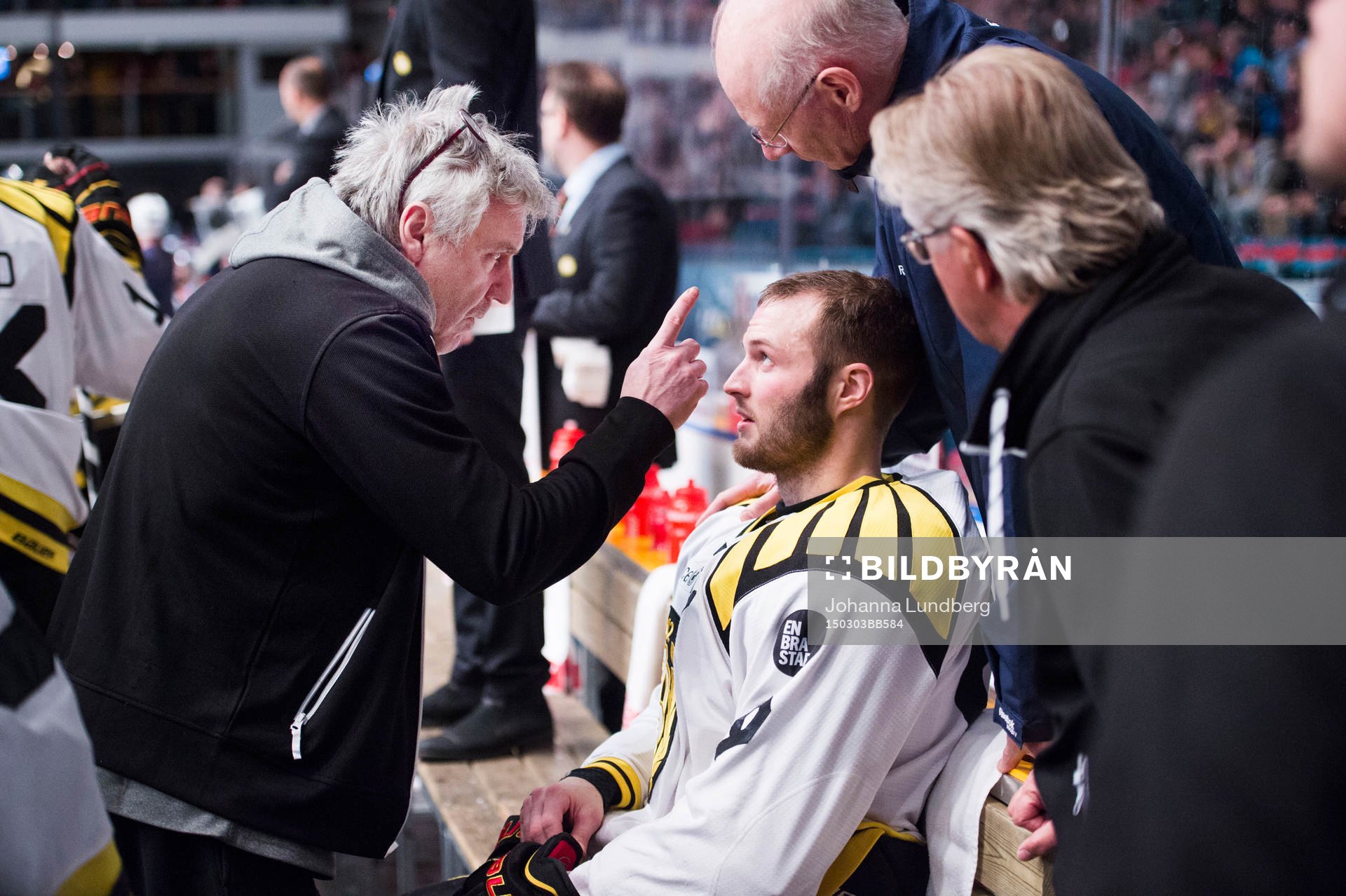 Brynäs Niclas Andersén har ont