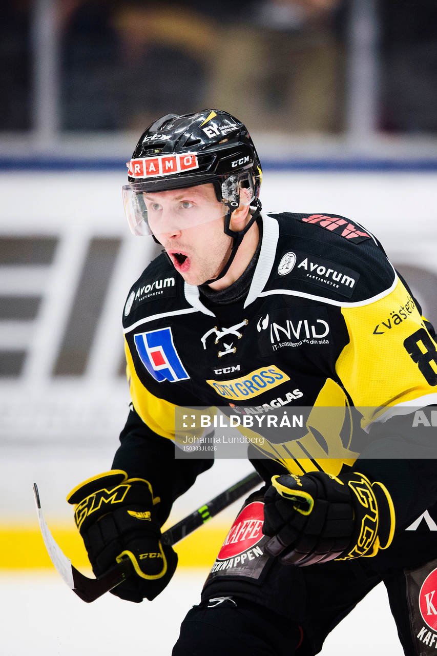 Västerås Dustin Johner jublar