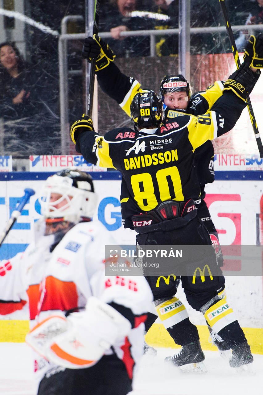Västerås Dustin Johner jublar