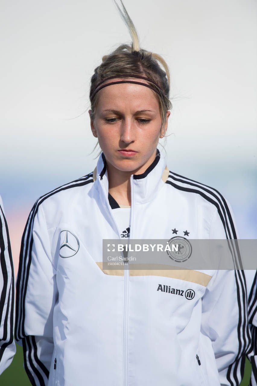 Tysklands Kathrin Hendrich