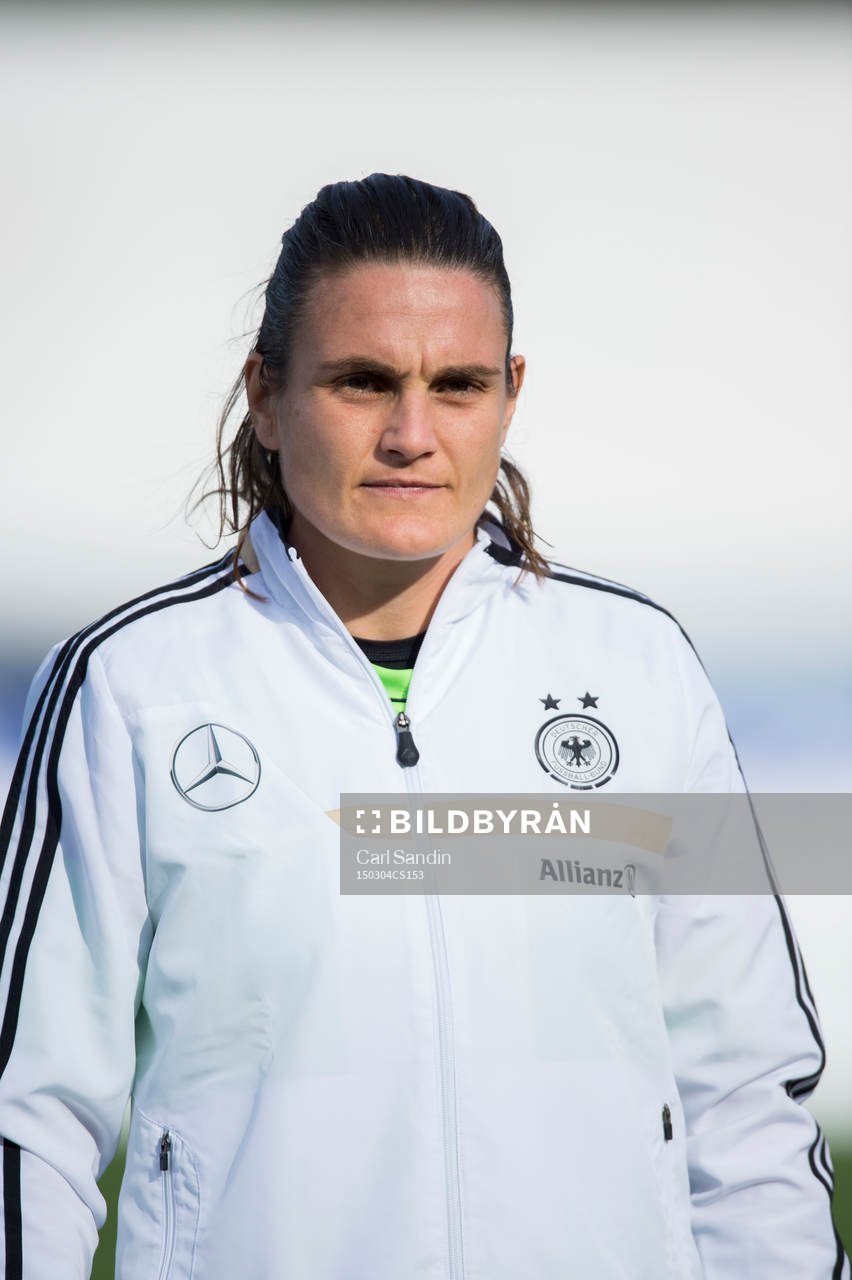 Tysklands målvakt Nadine Angerer under en fotbollsmatch i Algarve Cup mellan Tyskland och Sverige den 4 mars 2015 i Vila Real de Santo Antonio, Portugal.