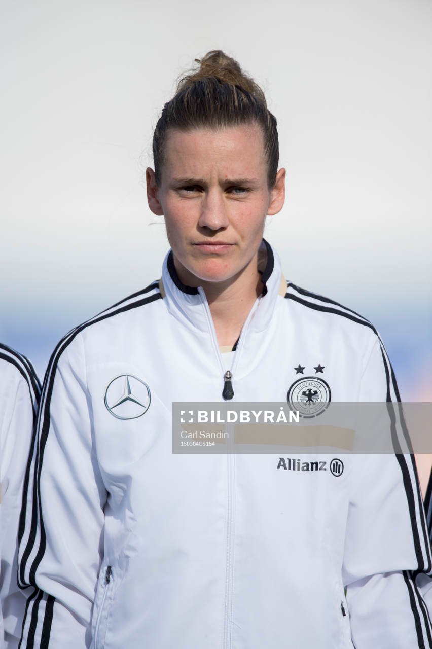 Tysklands Simone Laudehr