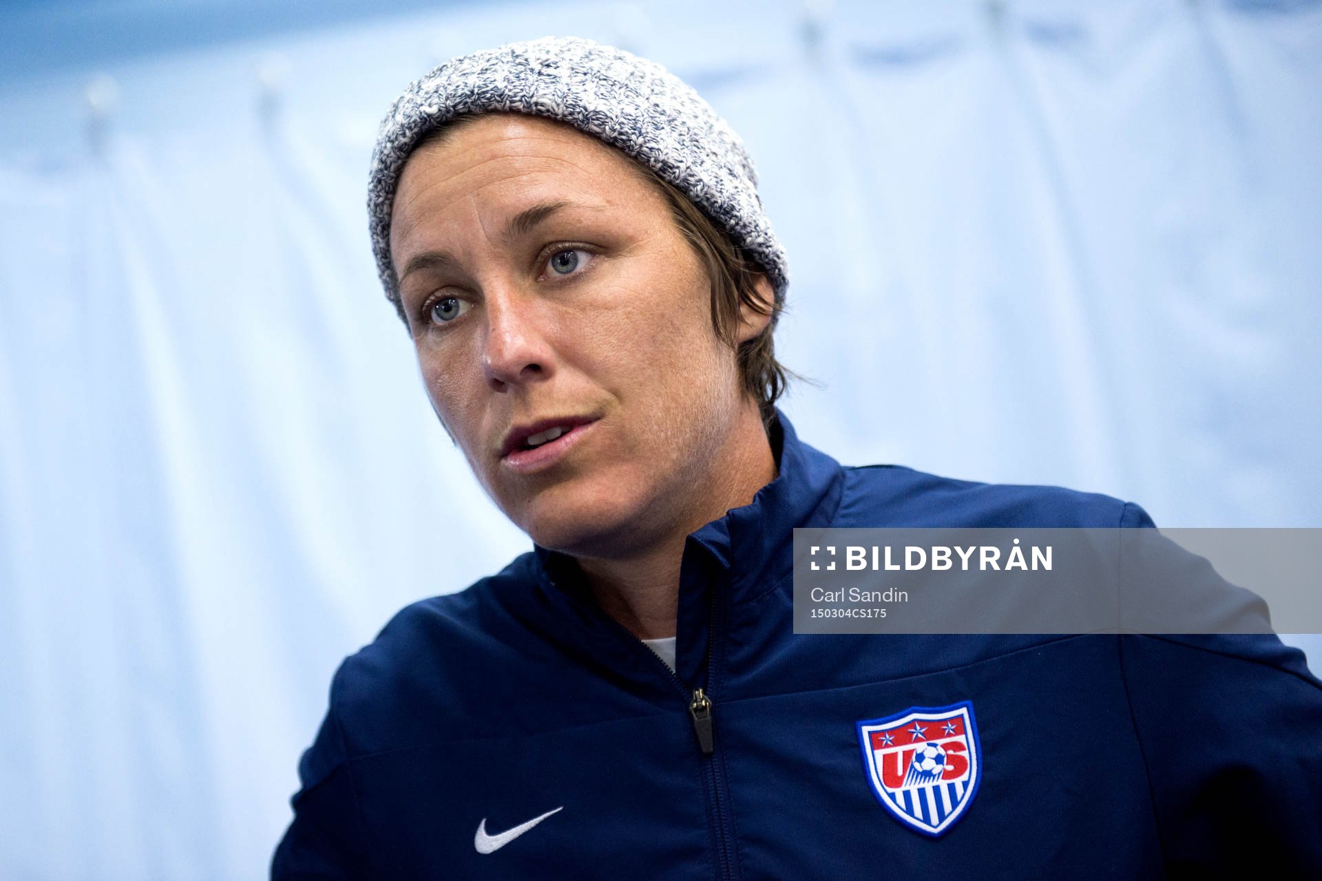 s Abby Wambach blir intervjuad