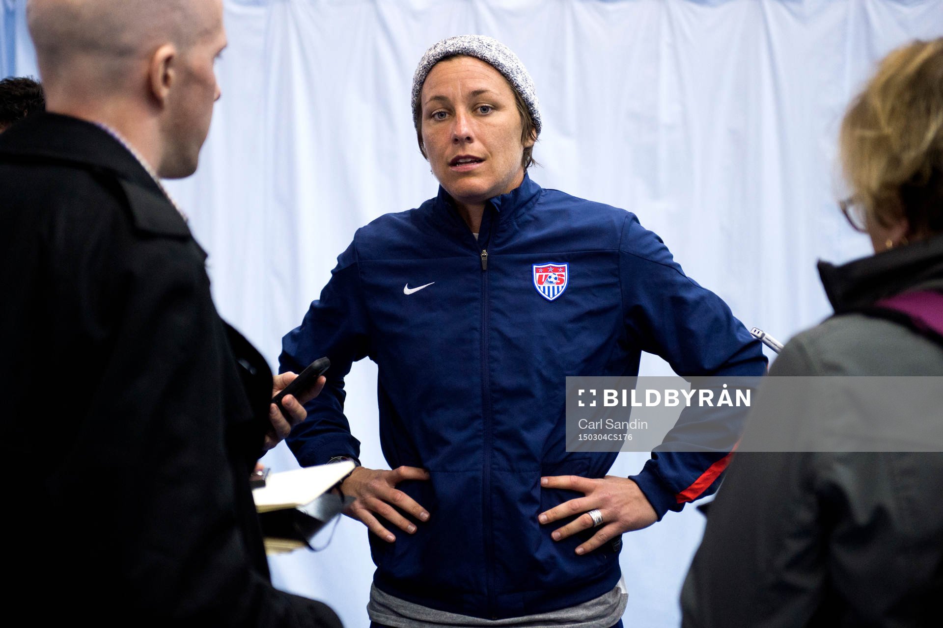 s Abby Wambach blir intervjuad