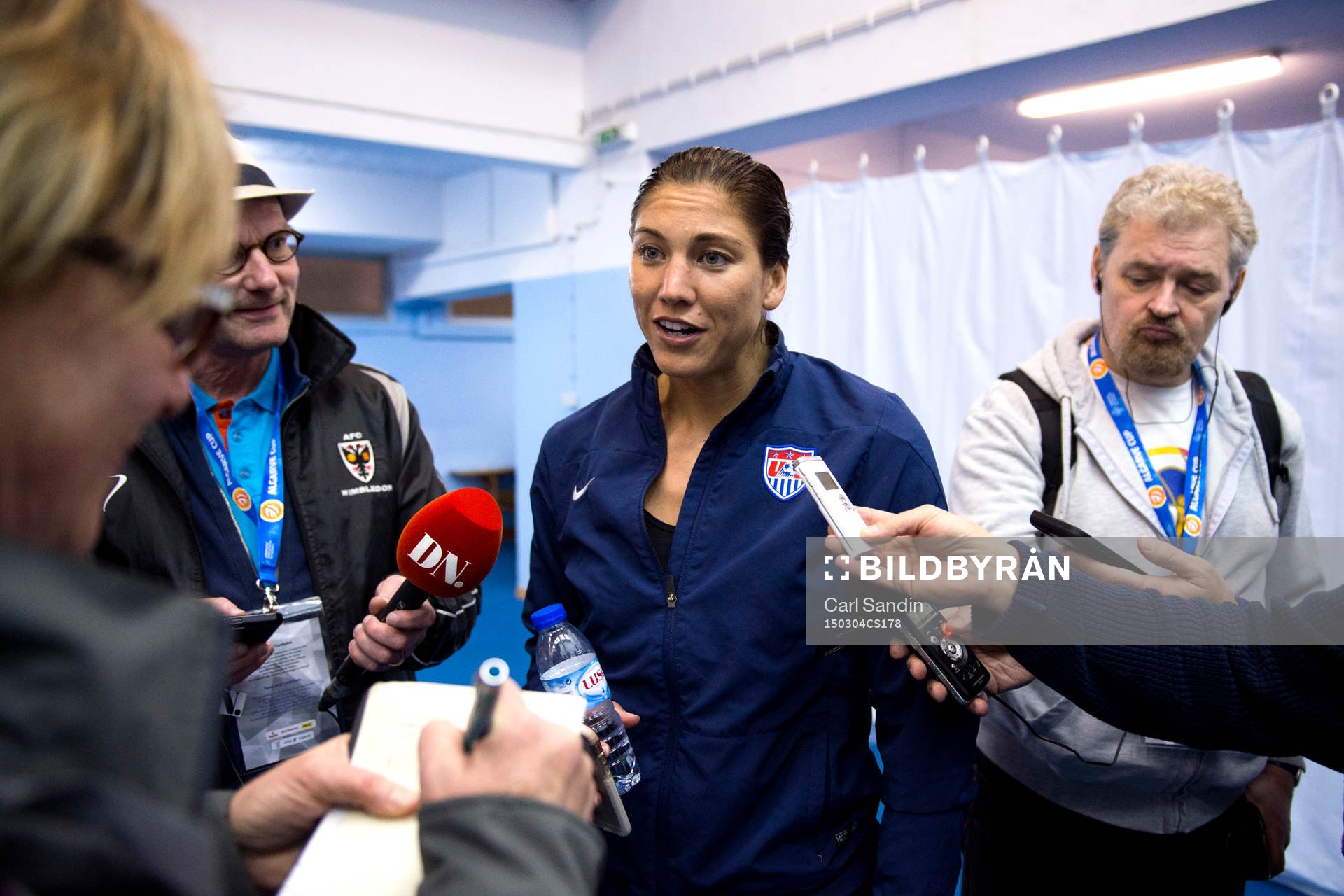 s målvakt Hope Solo blir intervjuad