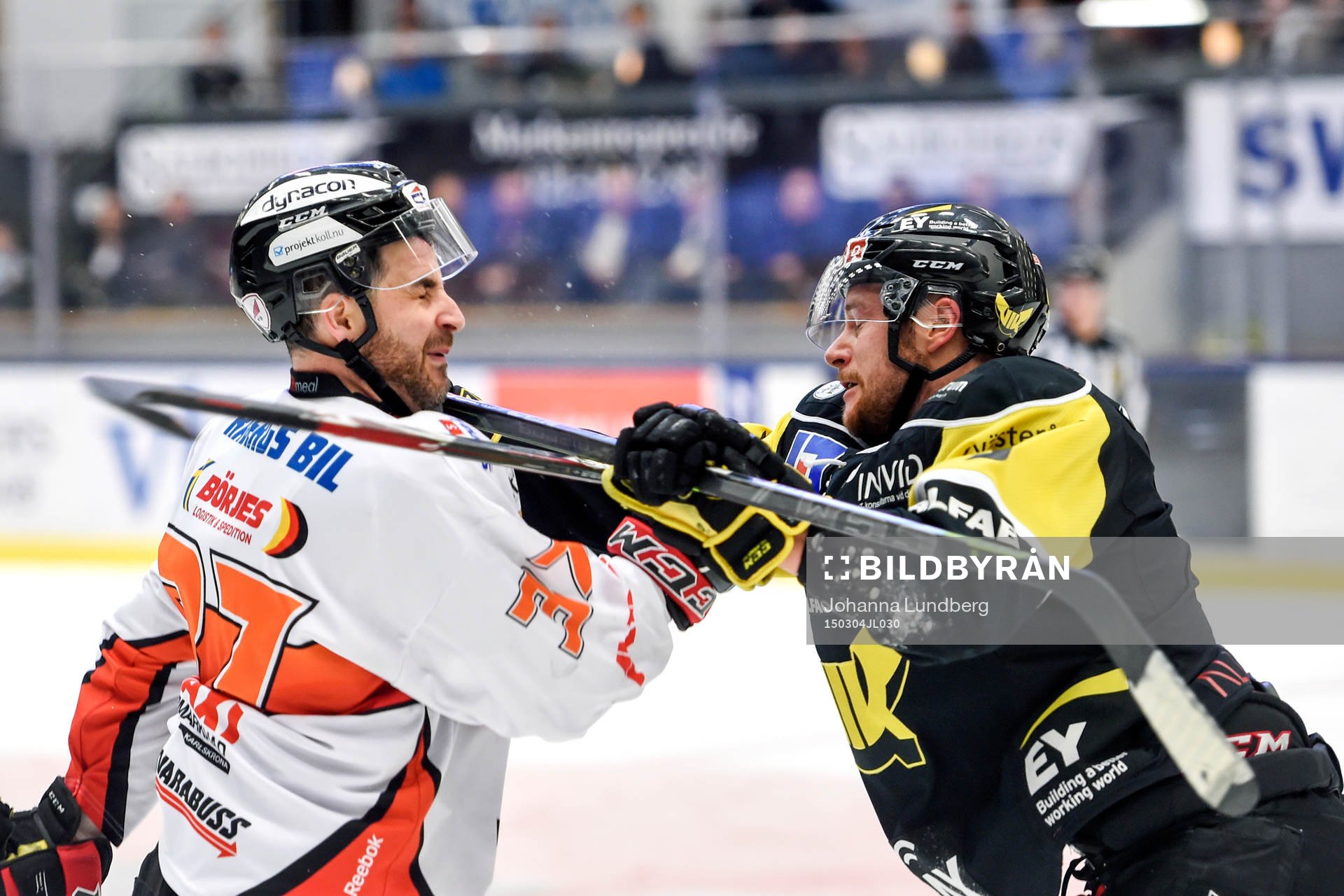 VästeråsJan Urbas och Karlskronas Russel Moyer
