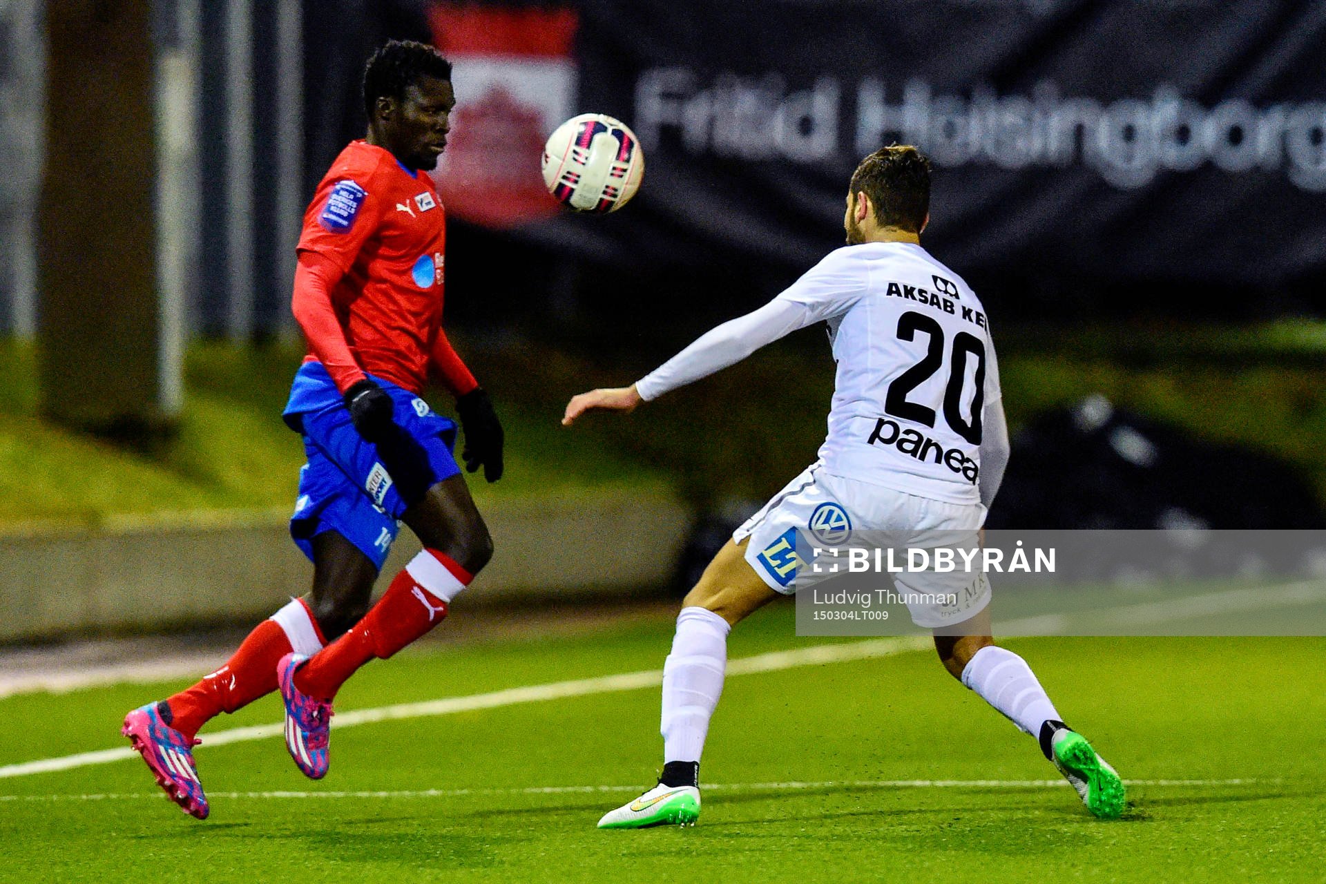 Helsingborgs Lalawélé Atakora och Syrianskas Gabriel Somi