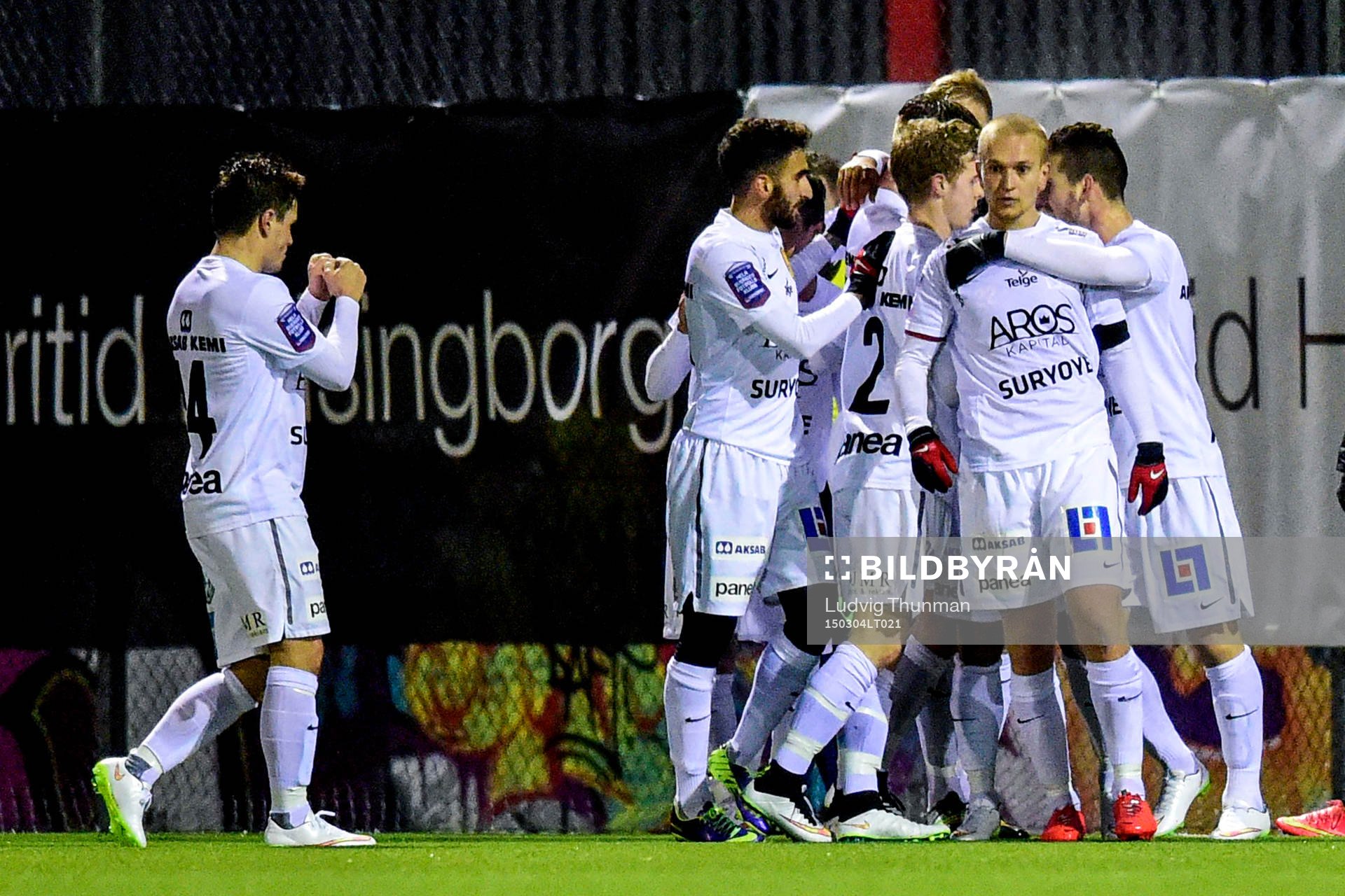 Syrianskas Saman Ghoddos jublar