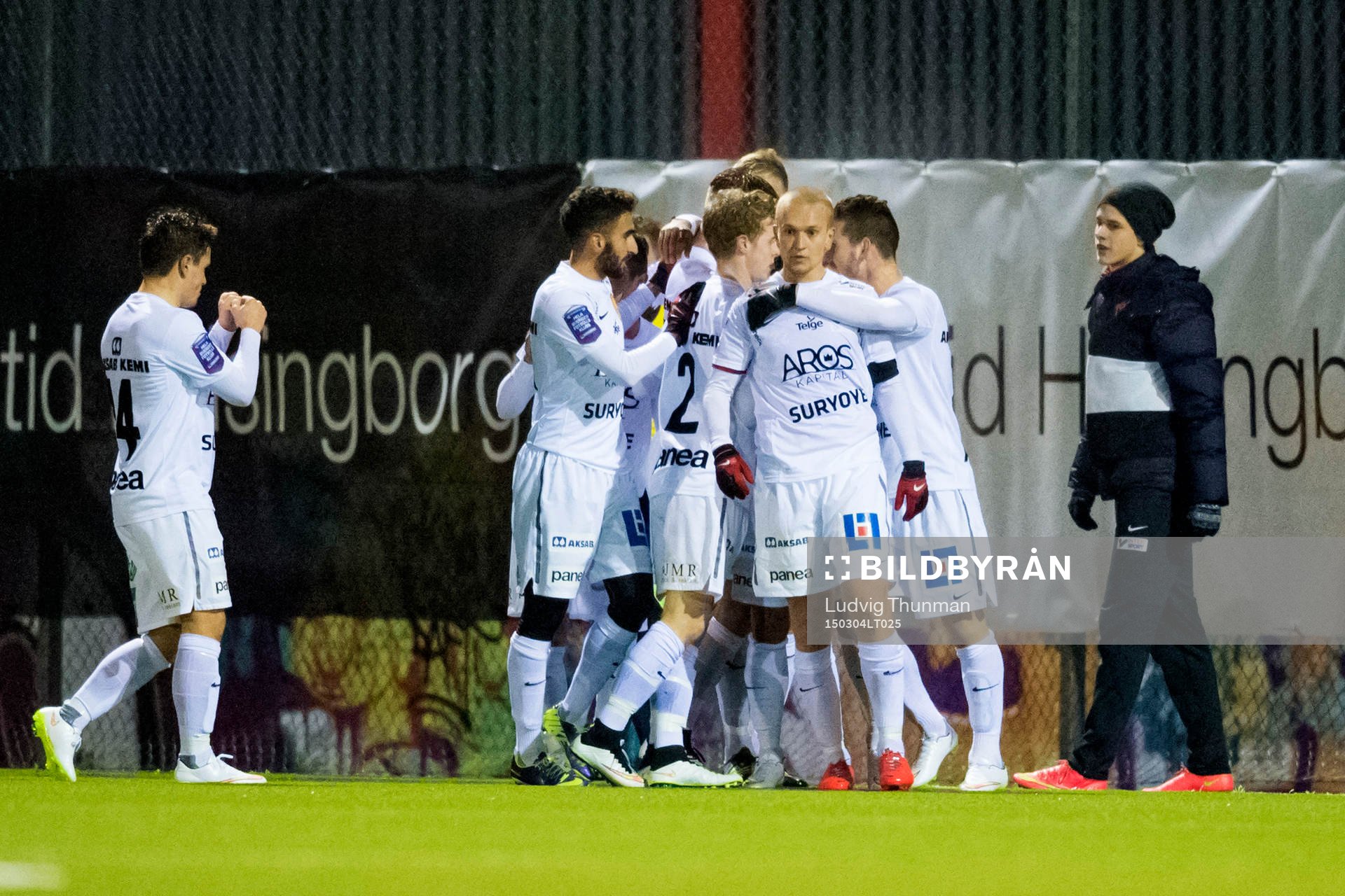 Syrianskas spelare firar 1-1