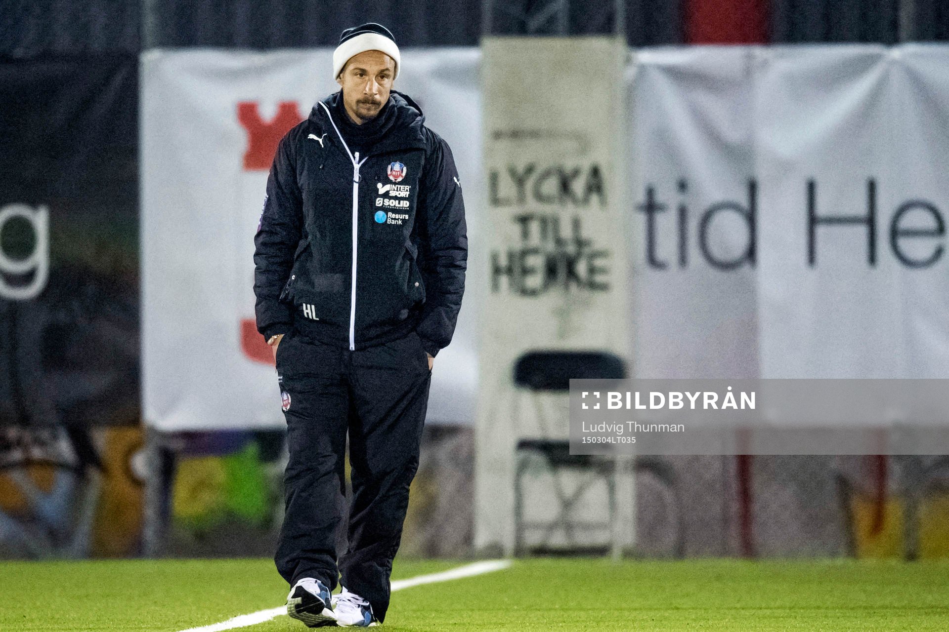 Helsingborgs manager Henrik Larsson deppar