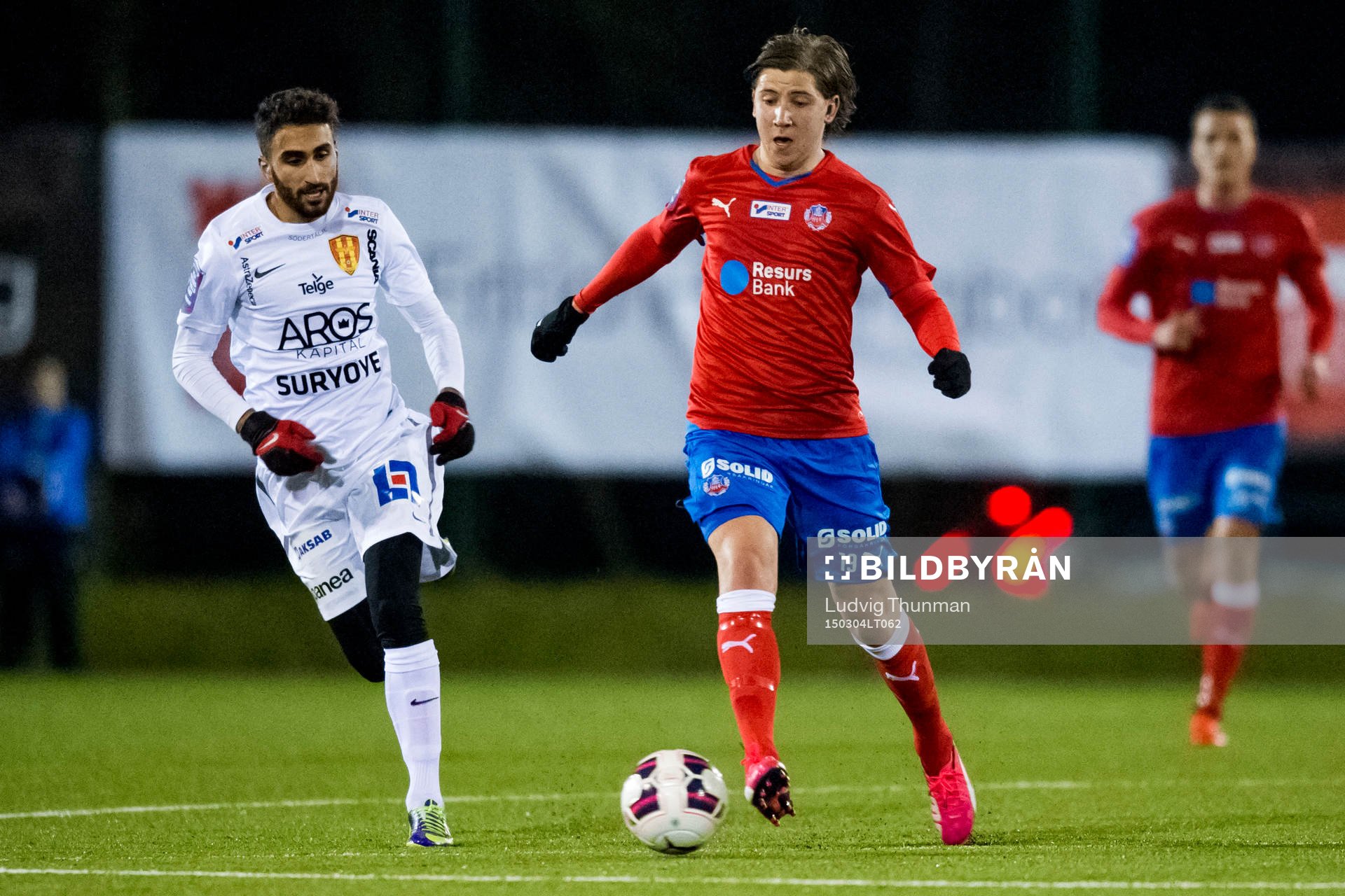 Syrianskas Saman Ghoddos jagar Helsingborgs Darijan Bojanic