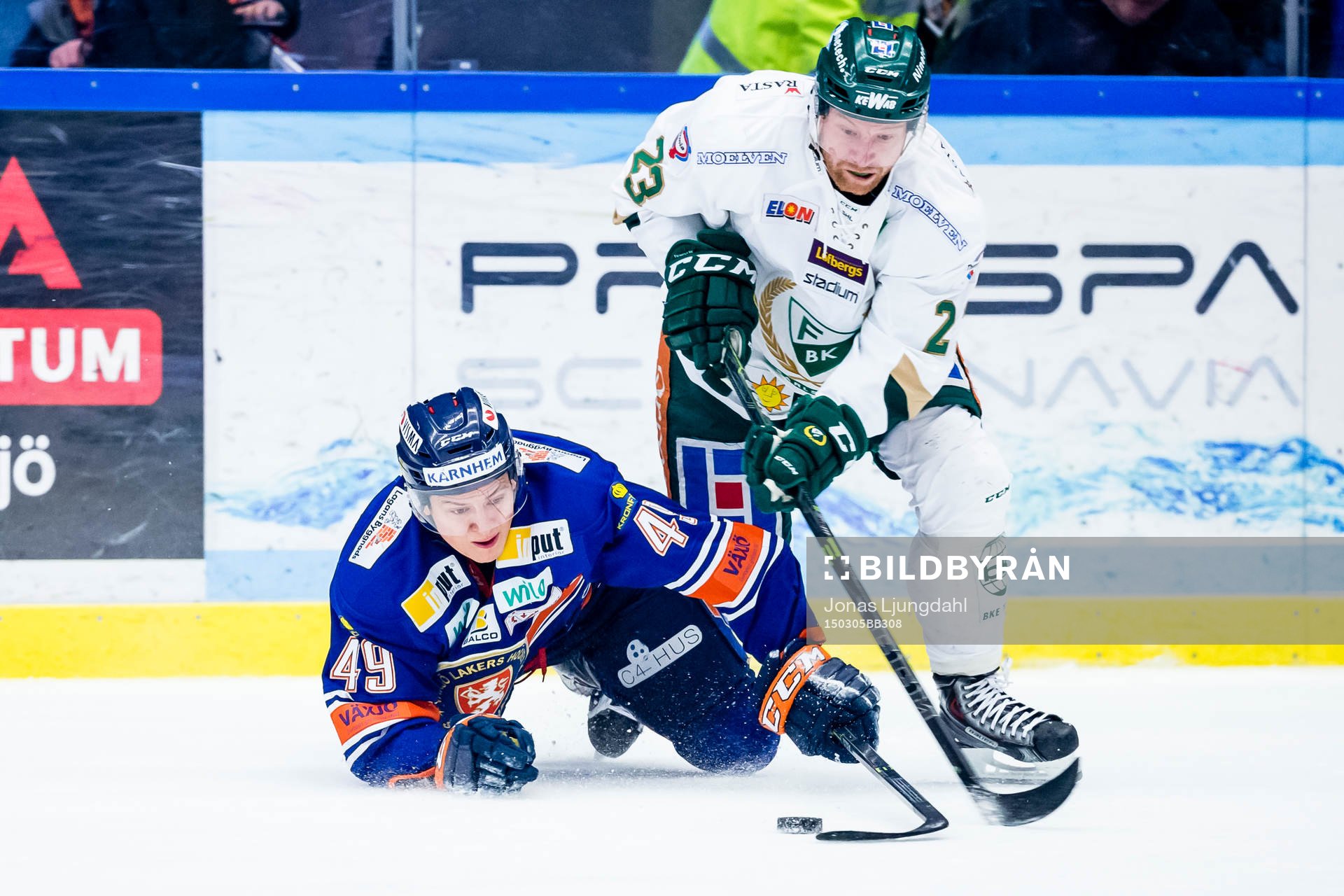 Växjös Rhett Rakhshani faller