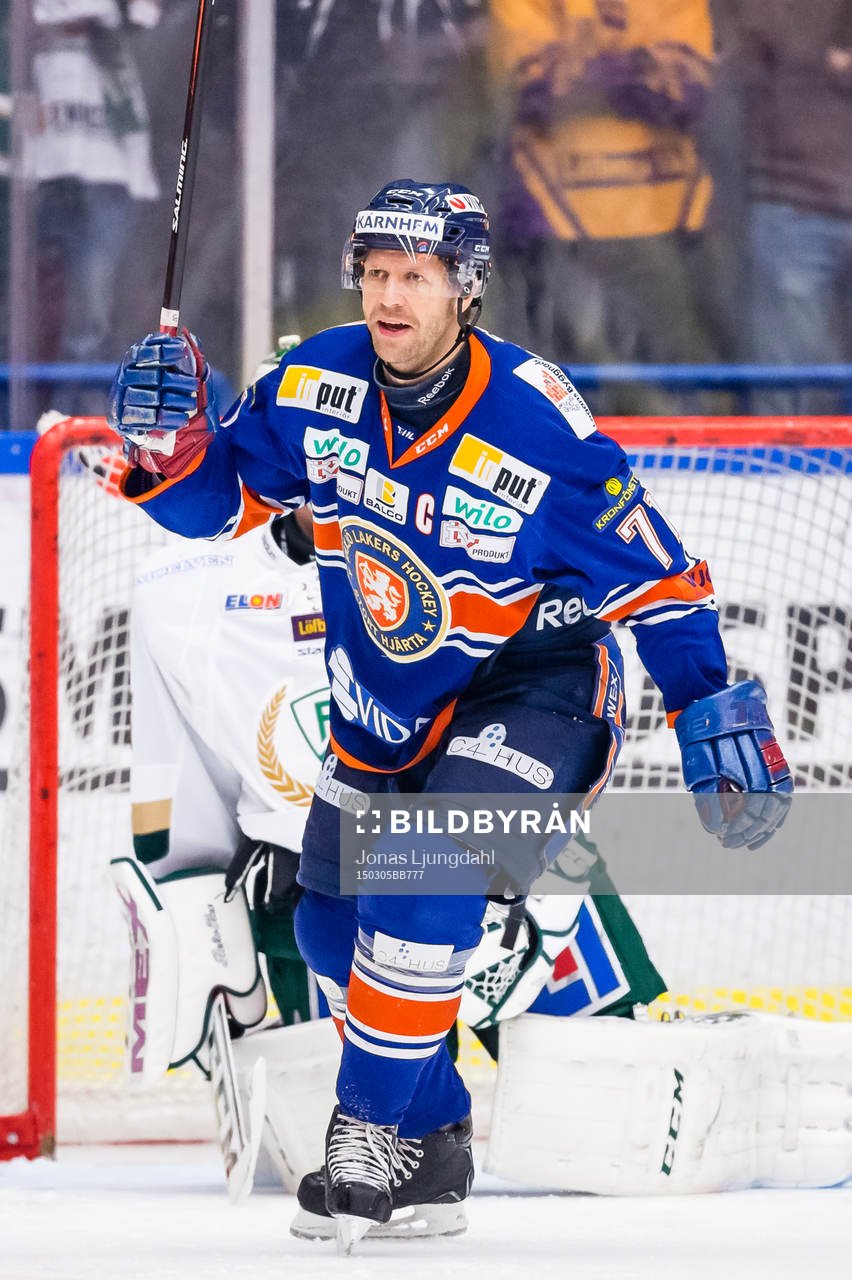 Växjös Tomi Kallio firar