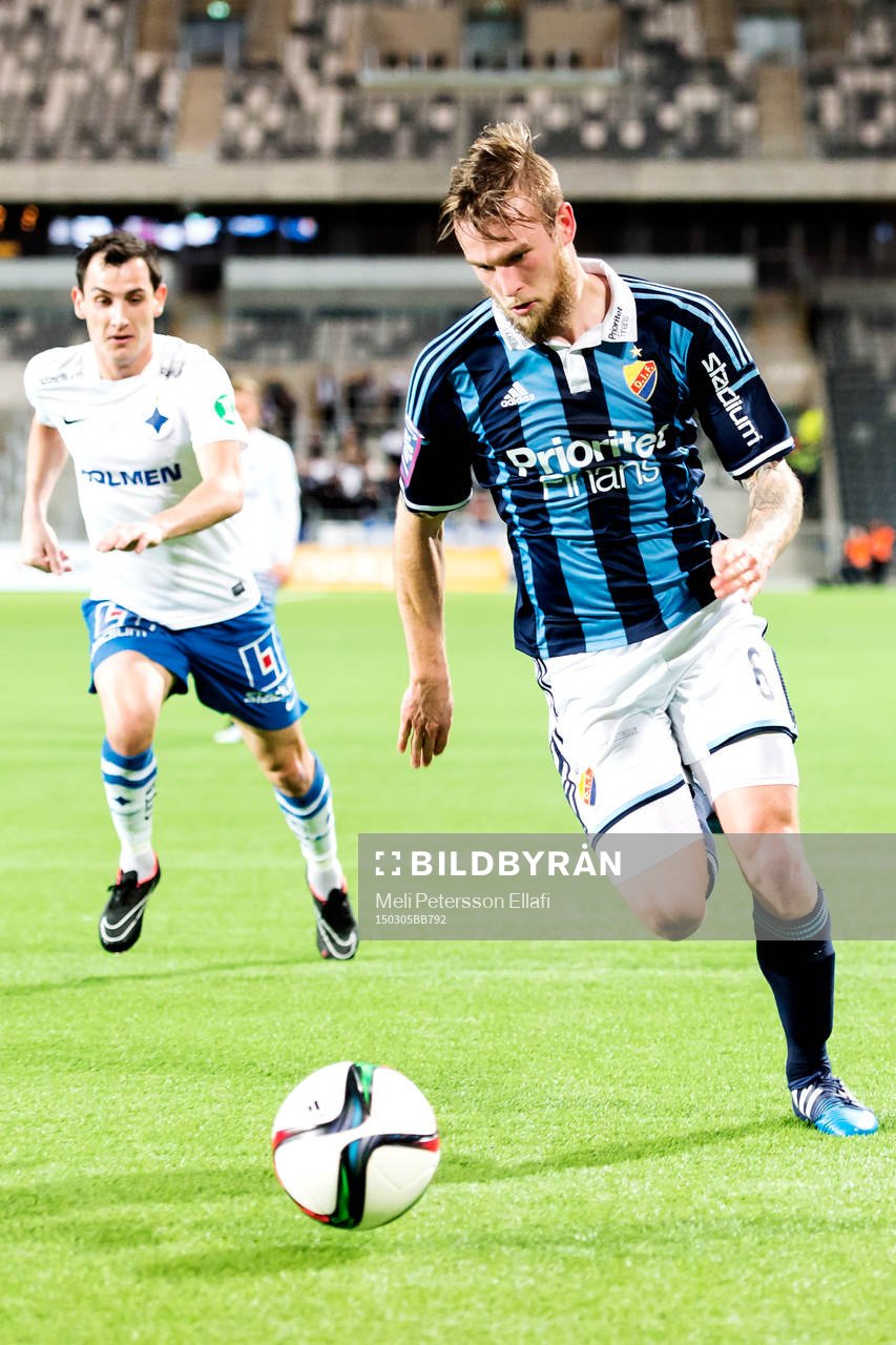 Djurgårdens Aleksander Faltsetas och Norrköpings Alhaji