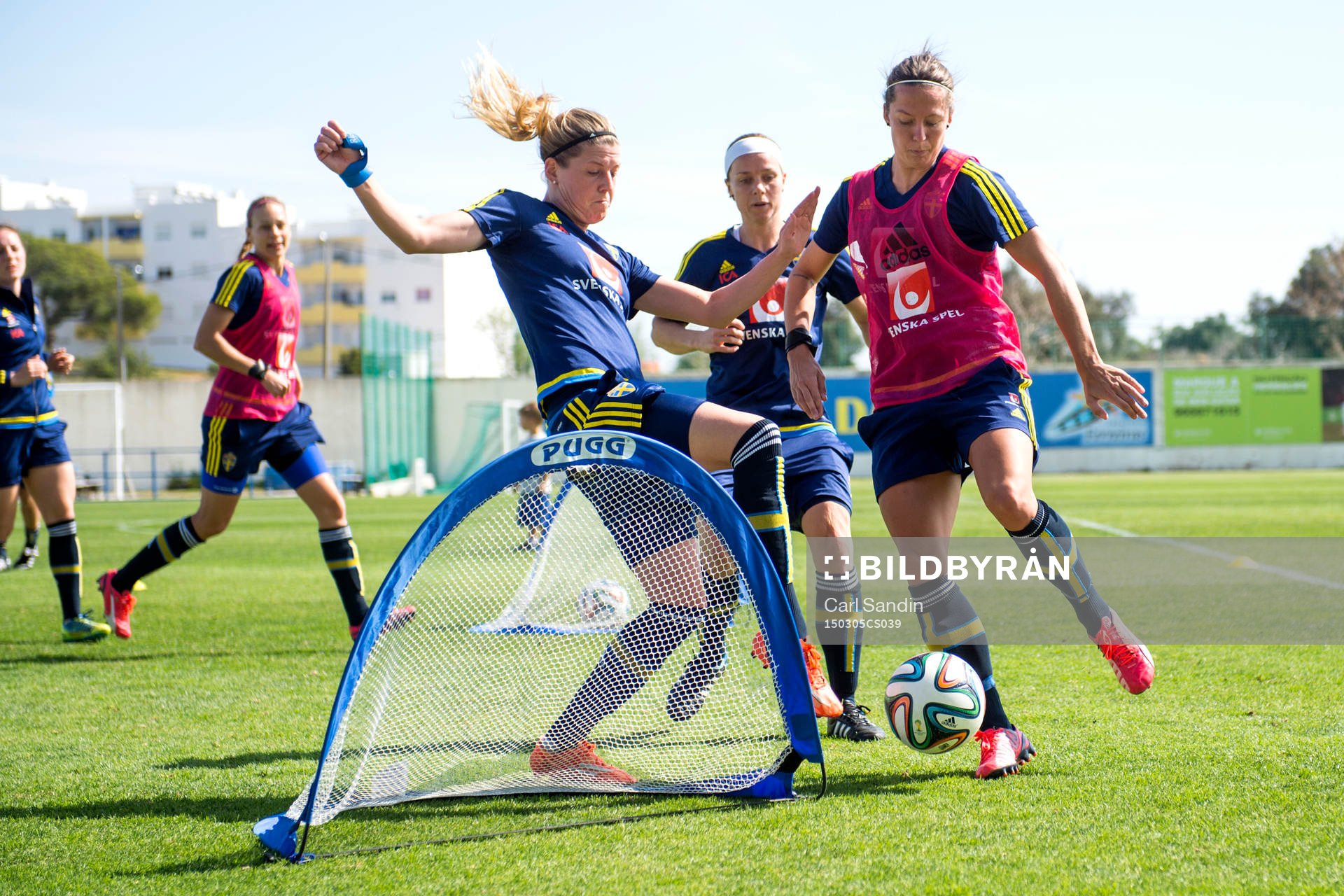Sveriges Olivia Schough och Lina Nilsson