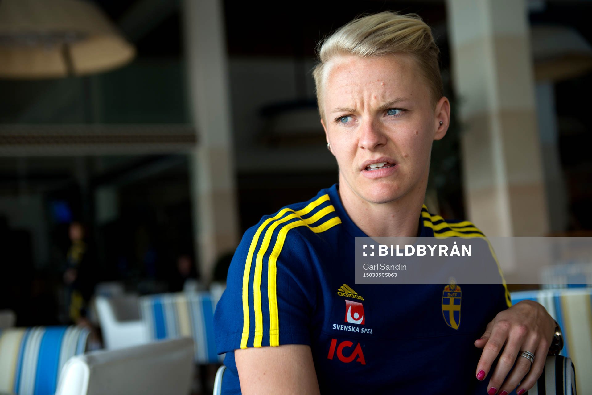 Sveriges Nilla Fischer blir intervjuad