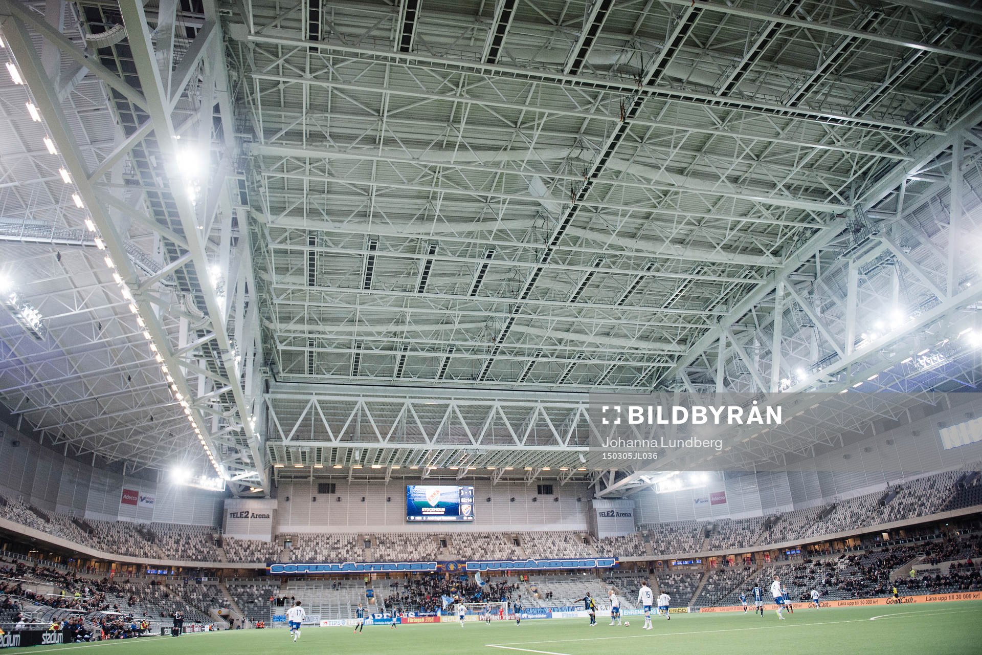 Taket är stängt på Tele2 arena