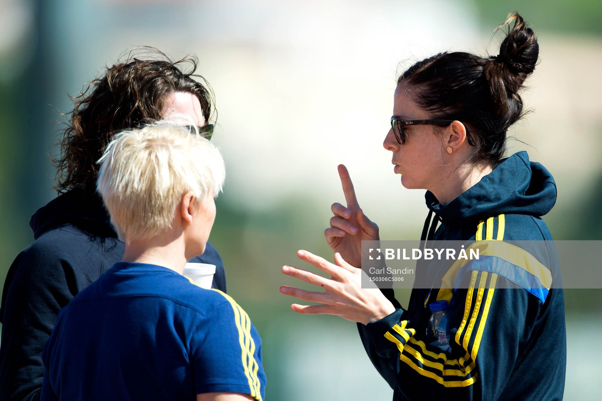 Sveriges Lotta Schelin innan fotbollsmatch i Algarve Cup