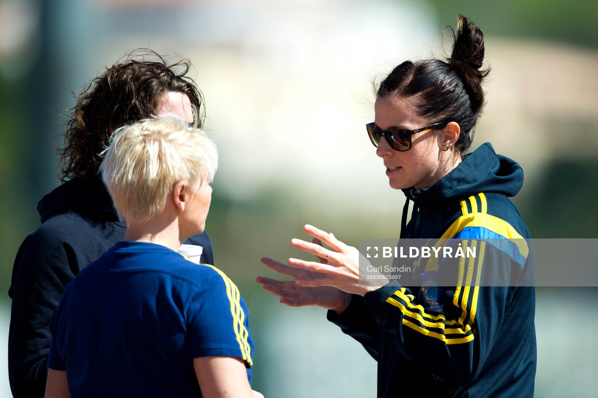 Sveriges Lotta Schelin innan fotbollsmatch i Algarve Cup