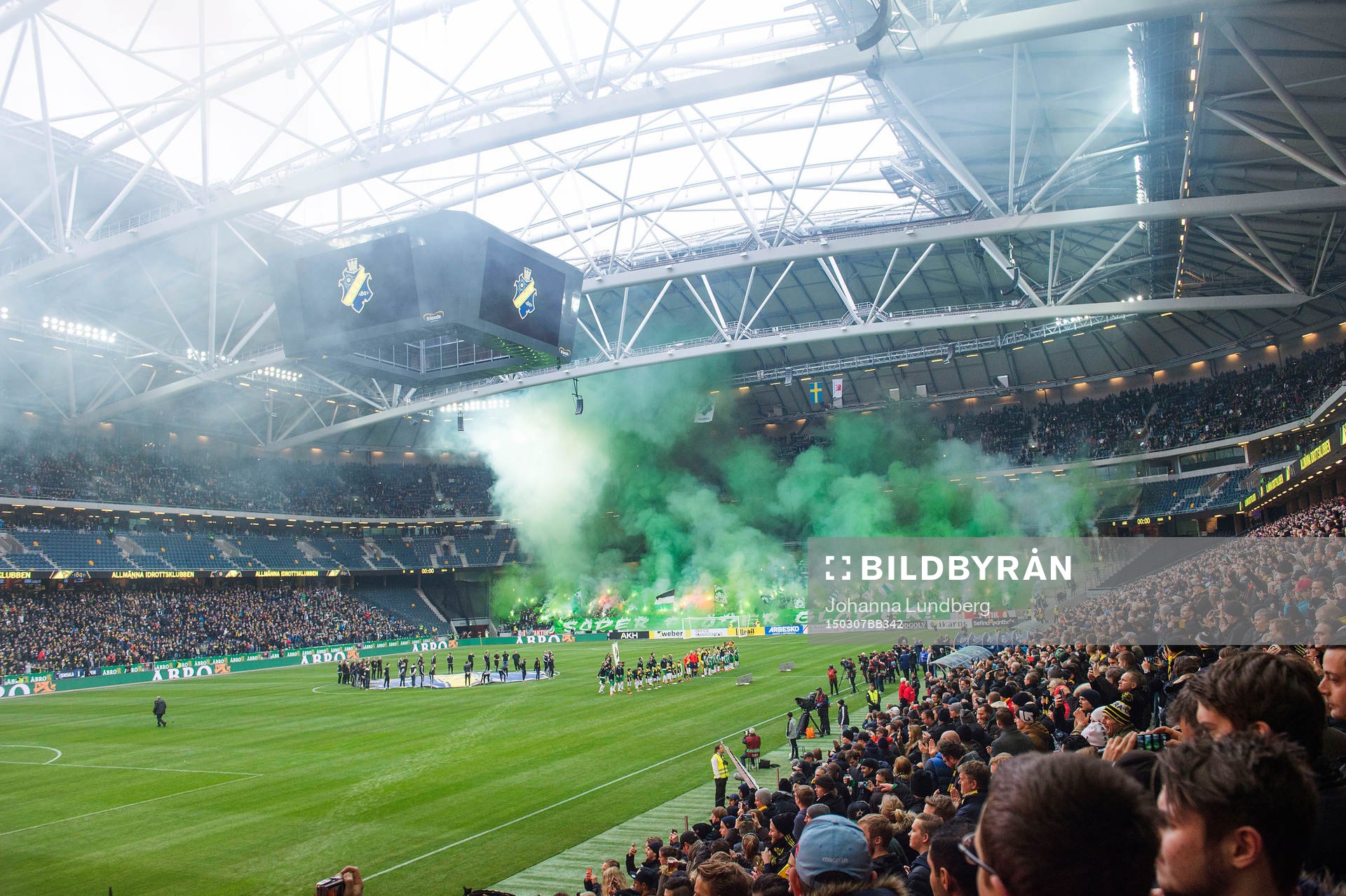 Hammarbys klack med ett tifo under fotbollsmatchen i Svenska cupen mellan AIK och Hammarby den 7 mars 2015 i Stockholm.
