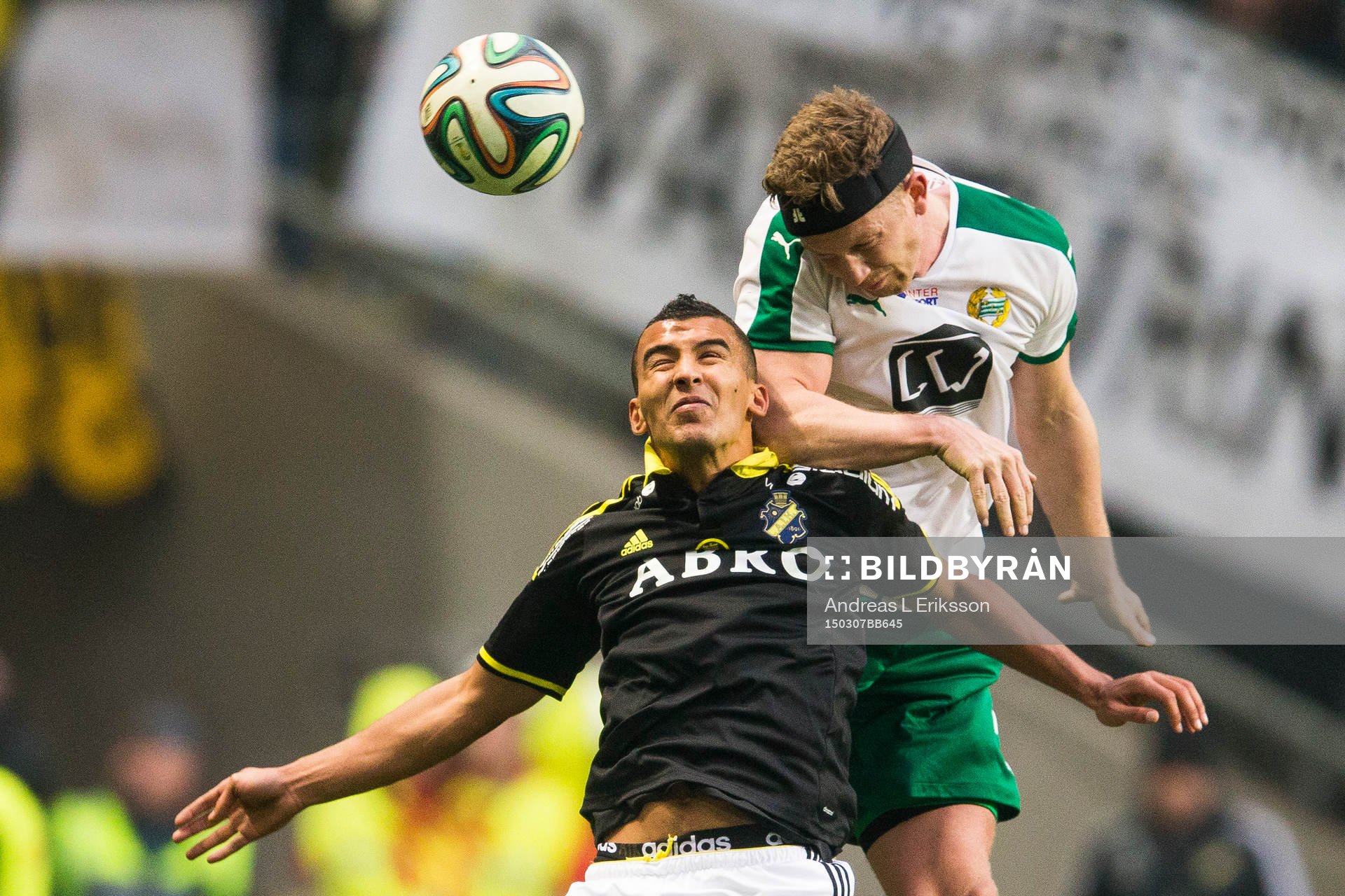 s Nabil Bahoui och Hammarbys Thomas Guldborg Christensen i