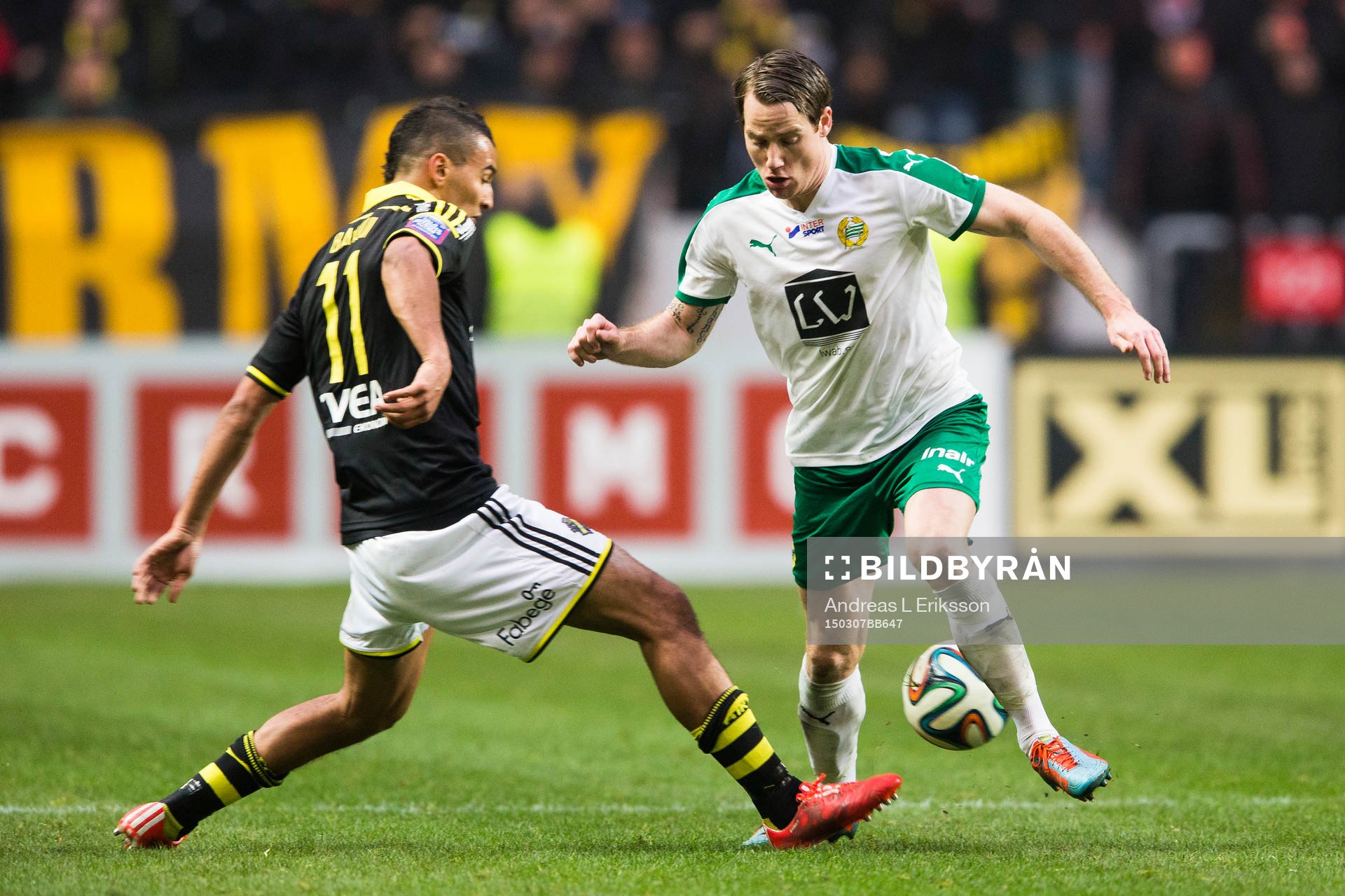 s Nabil Bahoui och Hammarbys Johan Persson