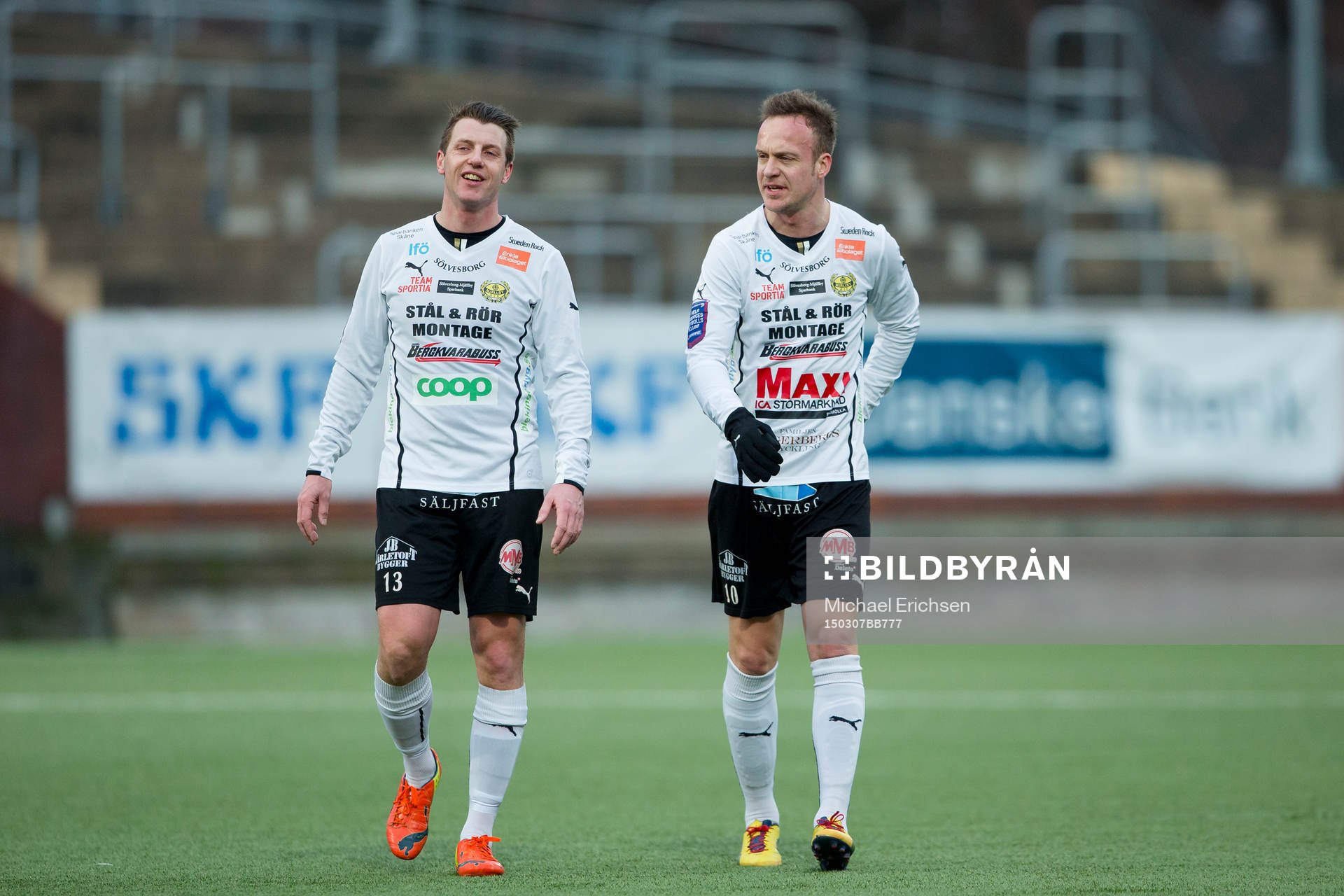 Mjällbys Daniel Nilsson och Marcus Ekenberg deppar