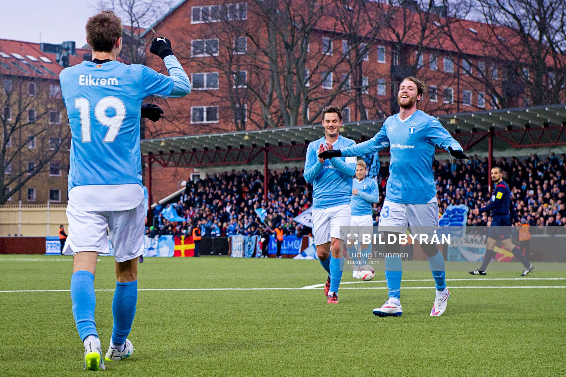 Malmö FFs Jo Inge Berget jublar med Magnus Wolff Eikrem