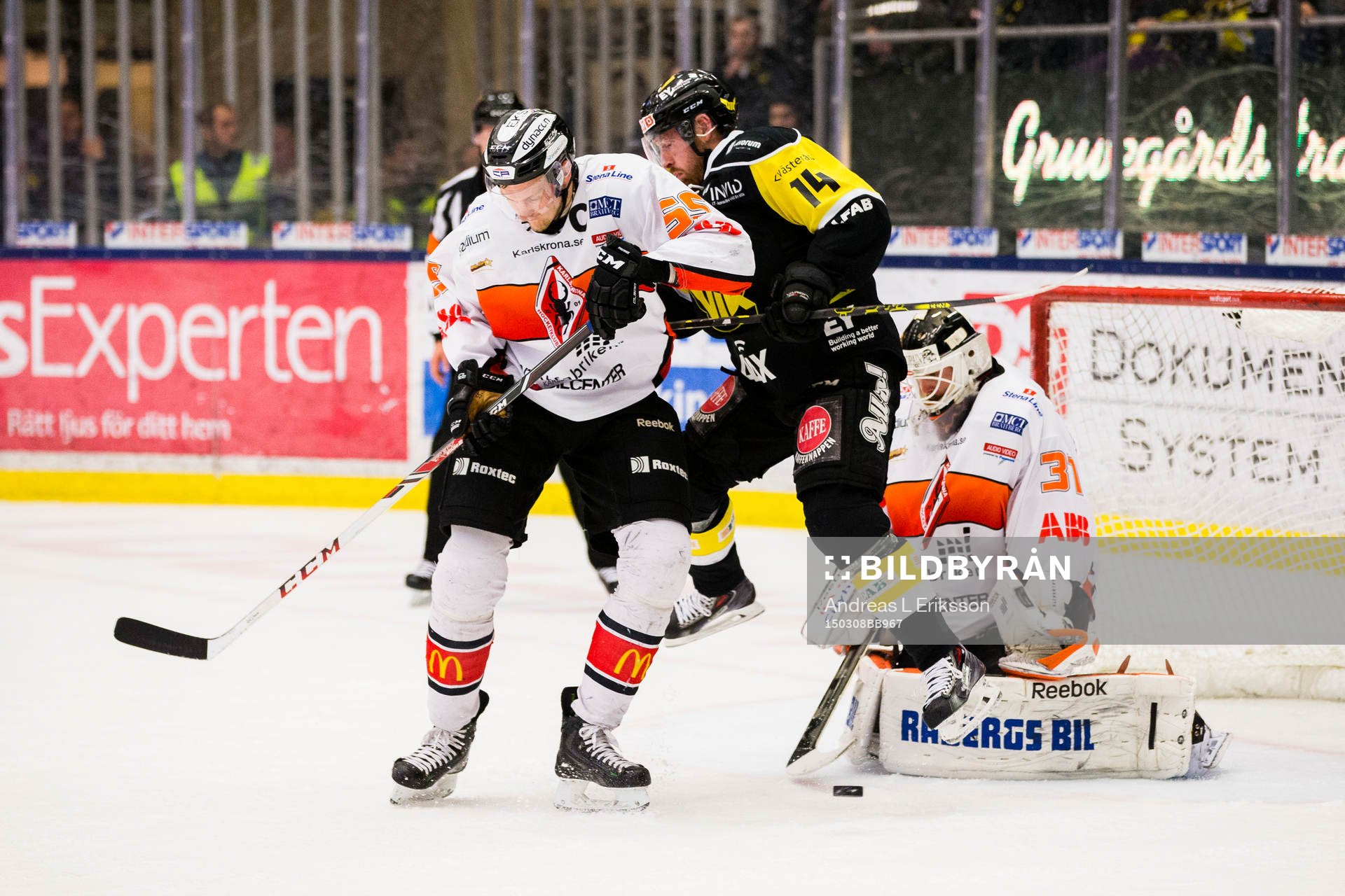 Karlskronas Tom Linder och målvakt Patrick Galbraith