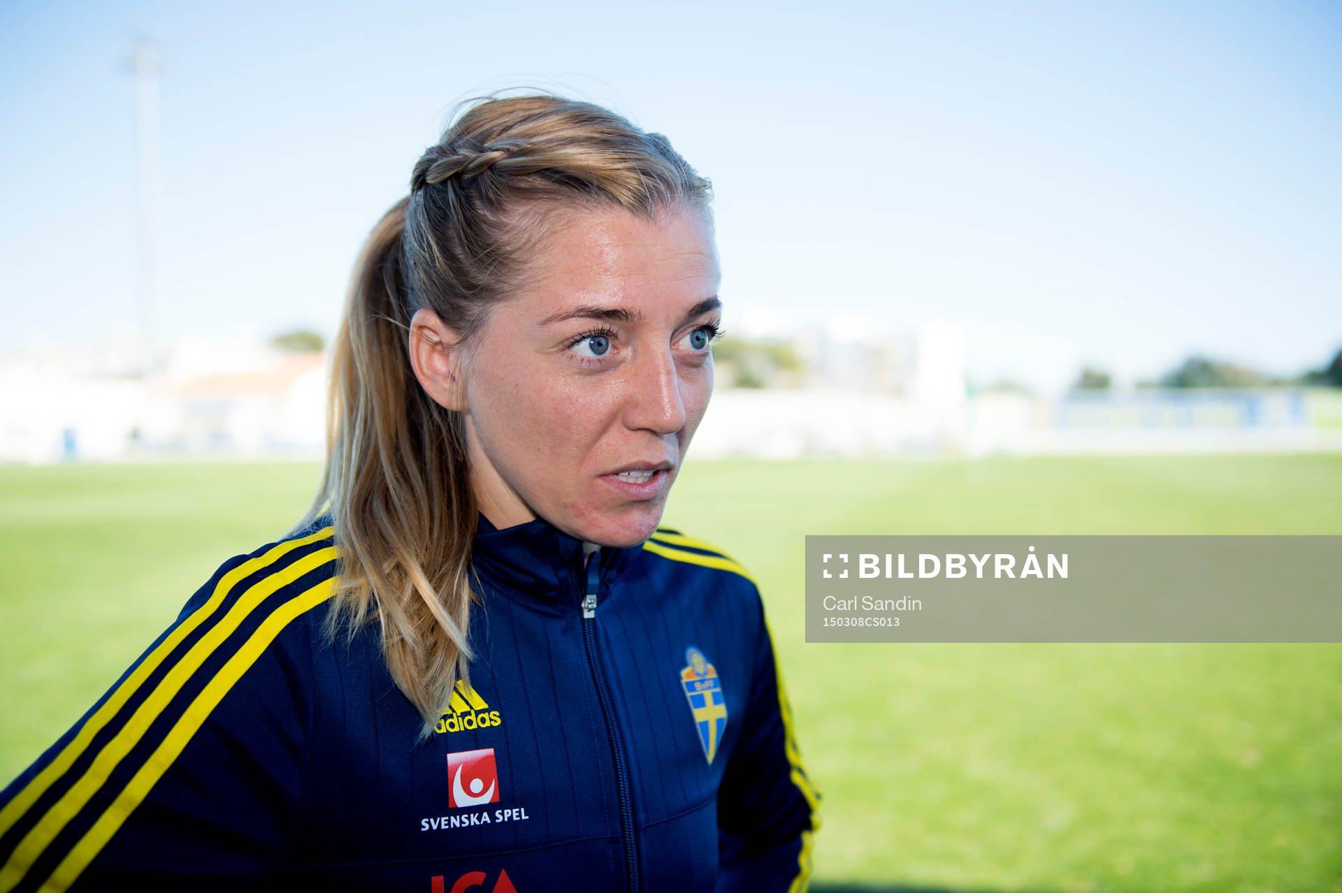 Sveriges Linda Sembrant blir intervjuad