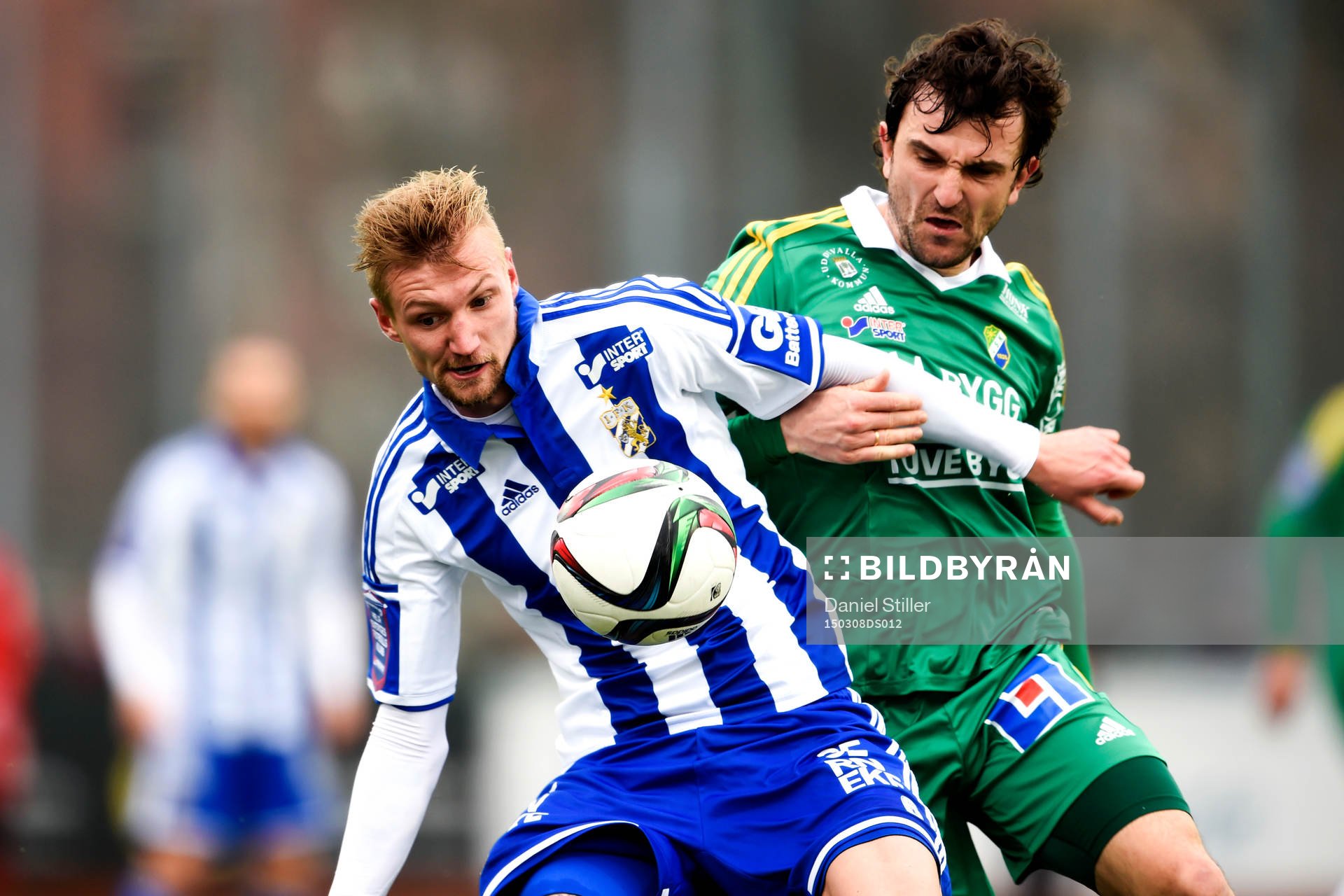 IFK Göteborgs Sebastian Erikssonoch Ljungskiles Aleksandar