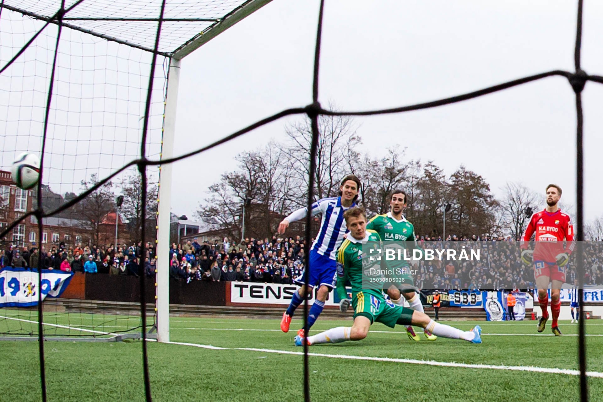 IFK Göteborgs Lasse Vibe gör 3-0 medan Ljungskiles Jacob