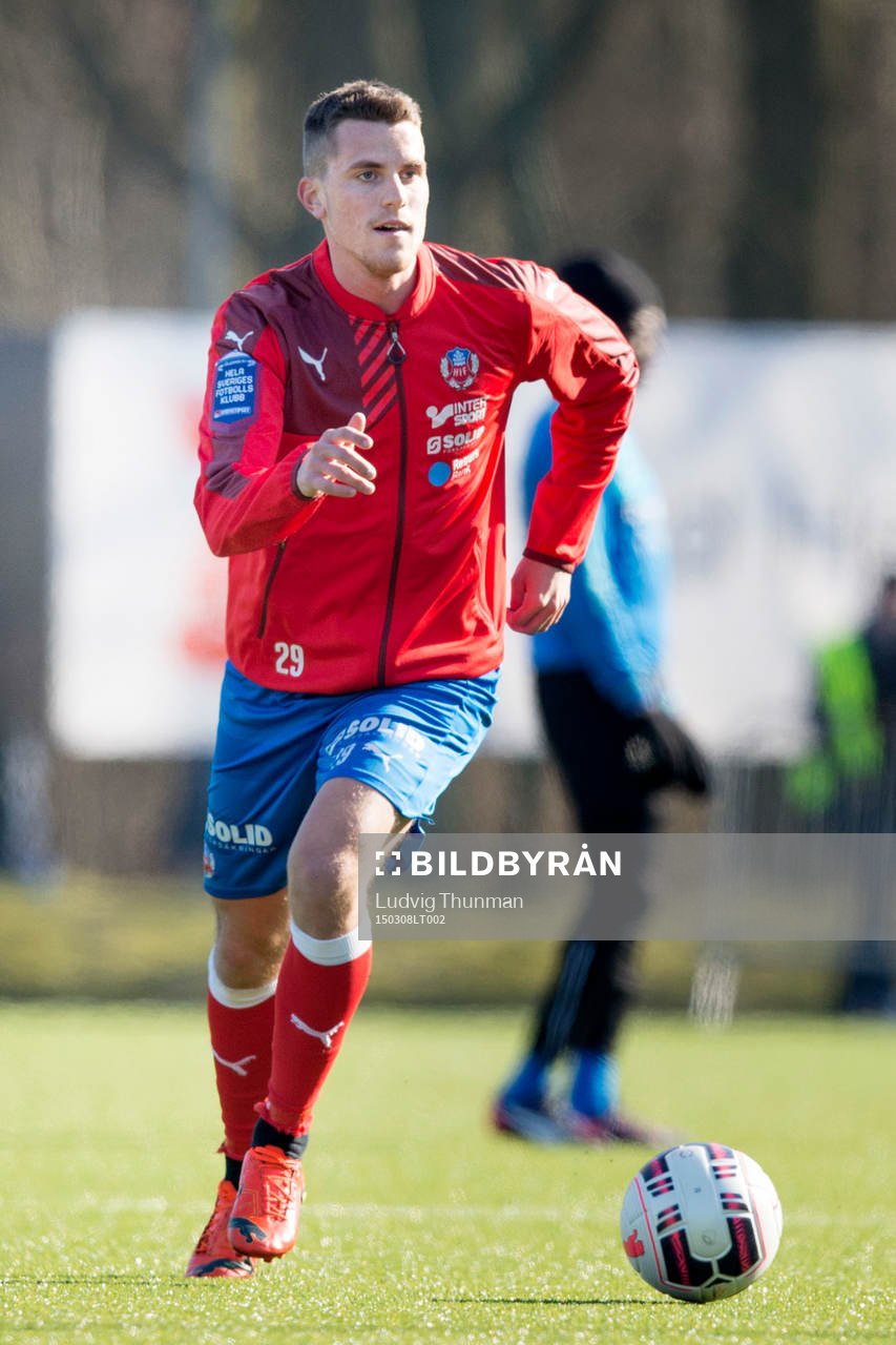 Helsingborgs Jesper Björkman värmer upp