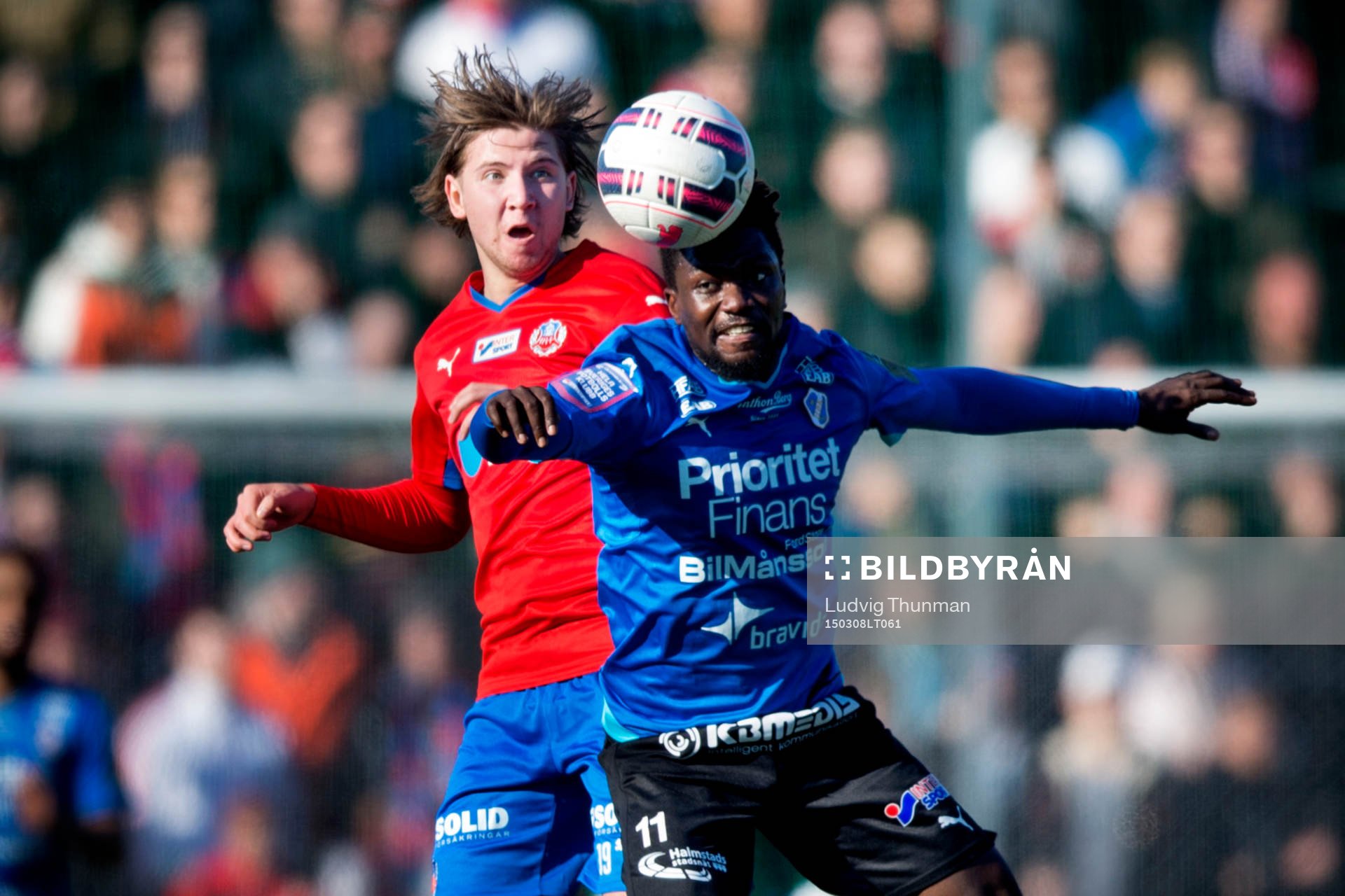 Helsingborgs Darijan Bojanic och Halmstads Junes Barny