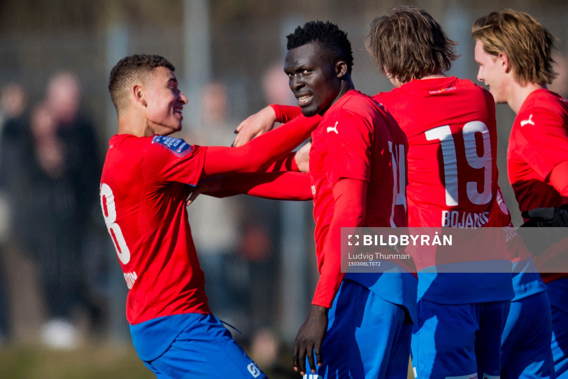 Helsingborgs Jordan Larsson firar 1-0 med Lalawélé