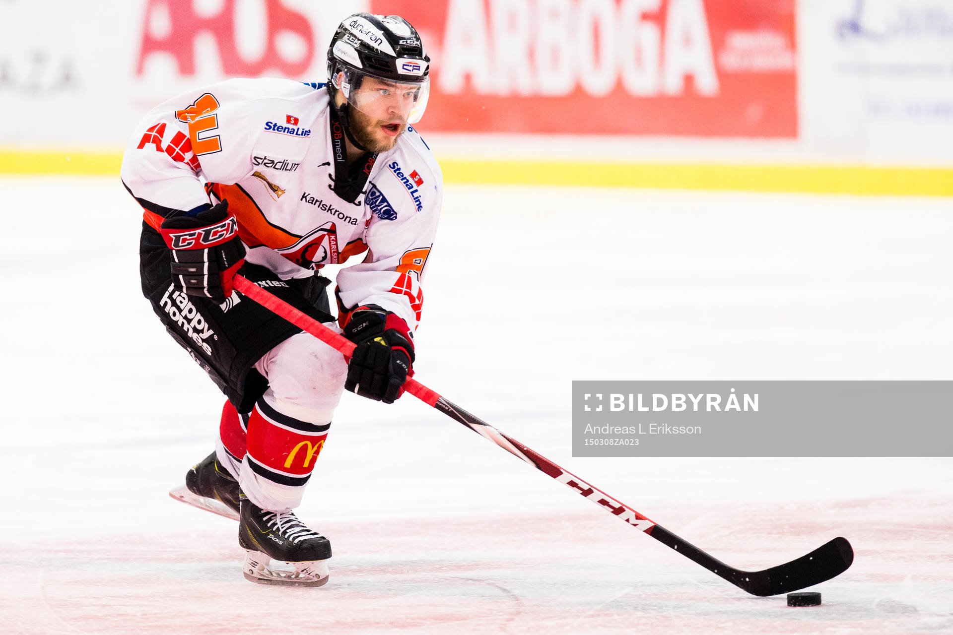 Karlskronas Jimmy Andersson med pucken