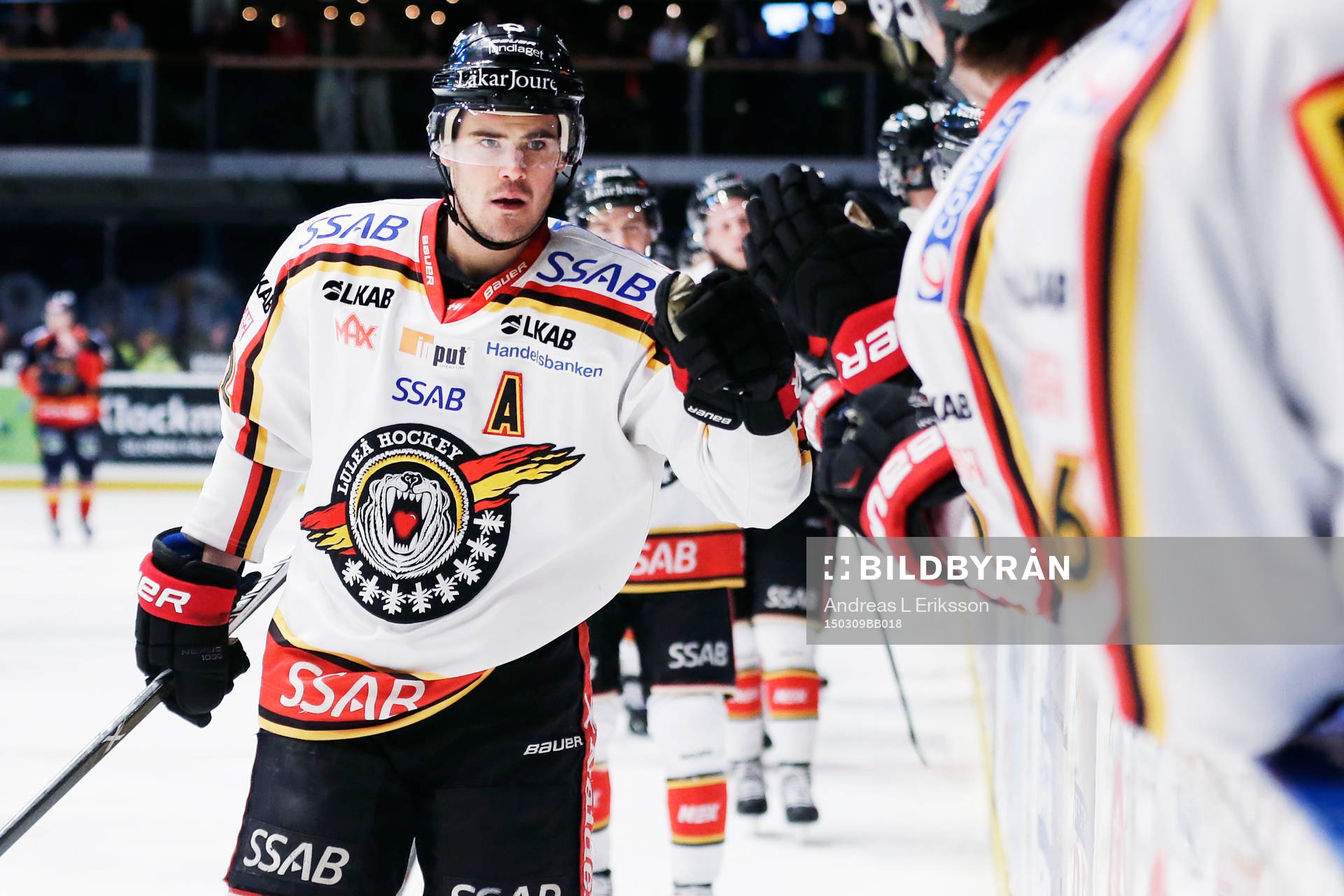 Luleås Karl Fabricius gör 1-0 och jublar