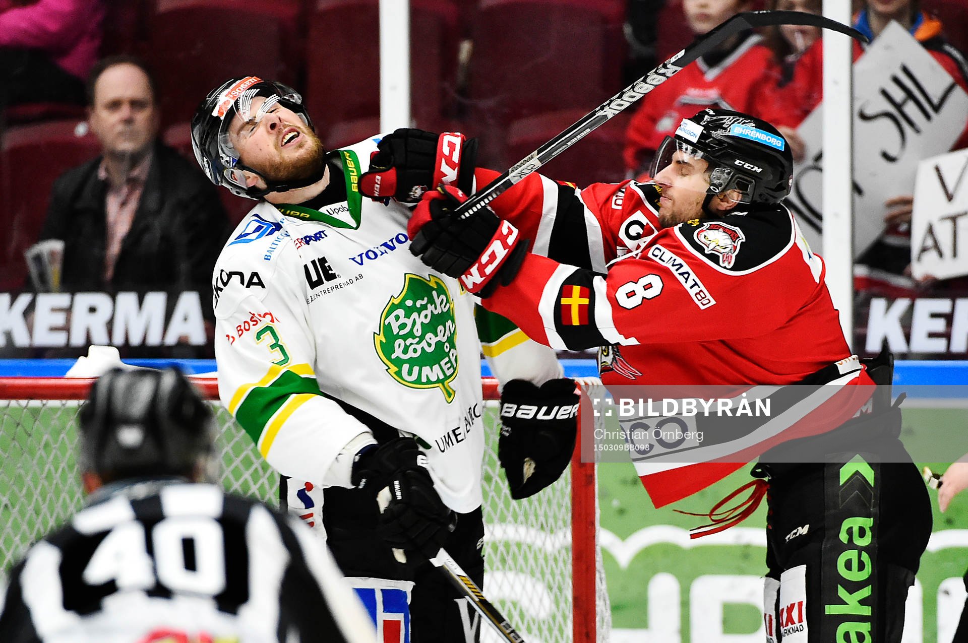 Björklövens Alexander Hellström och Malmö Redhawks Tony