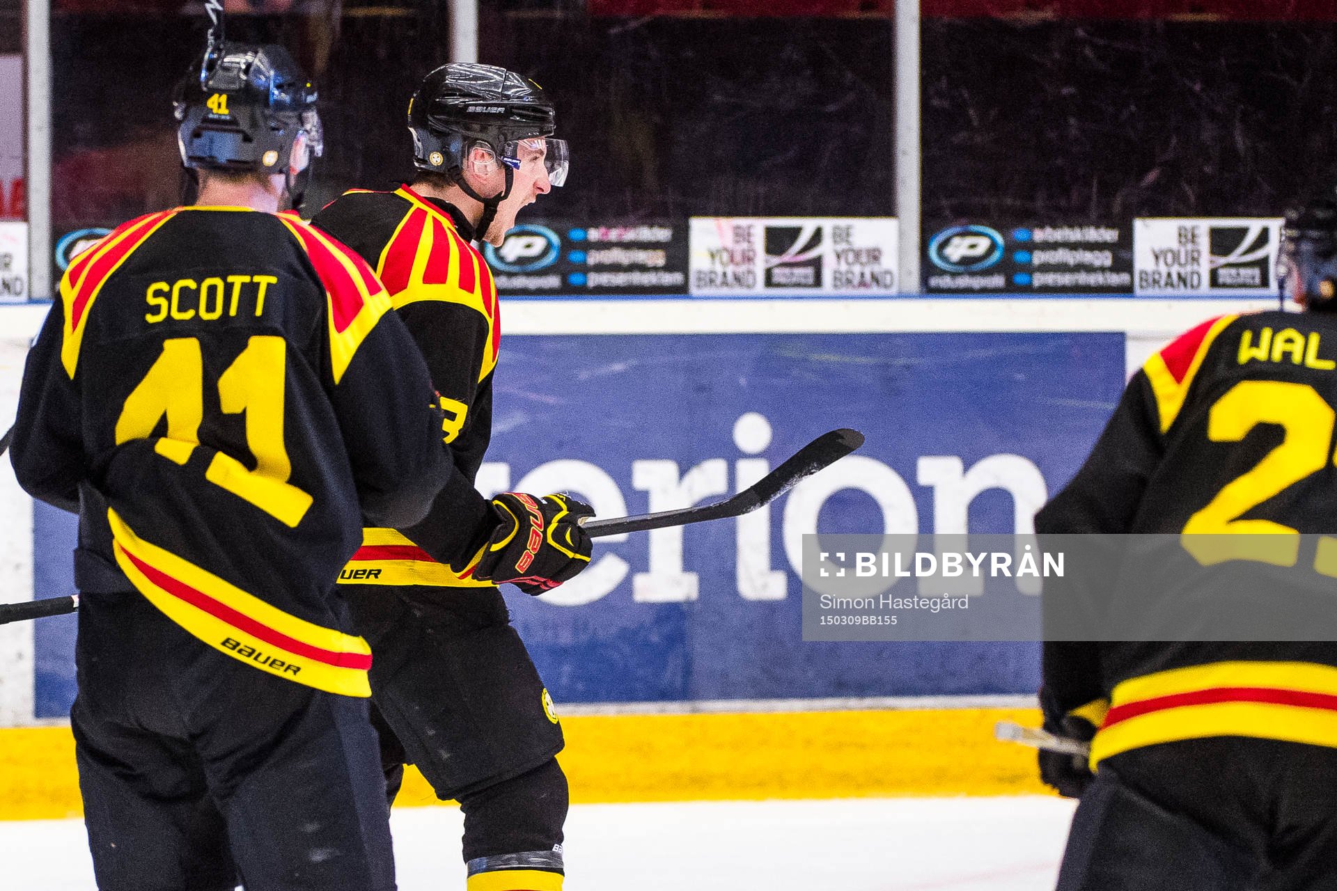 Brynäs Bill Sweatt jublar