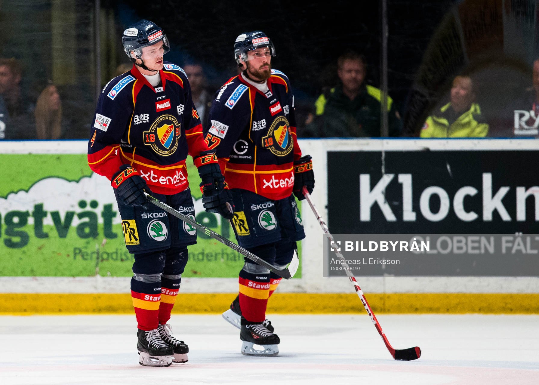 Djurgårdens Marcus Högström och Mikael Ahlén deppar