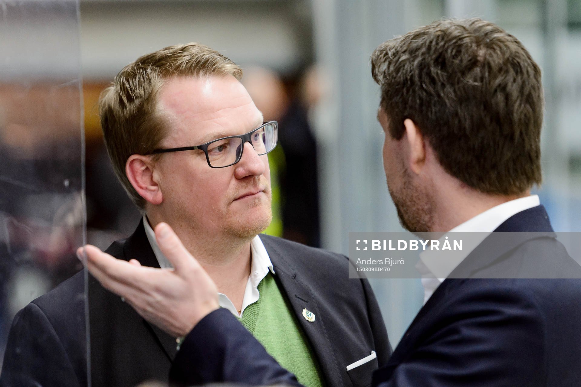 Rögles tränare Magnus Bogren och Vita Hästens tränare