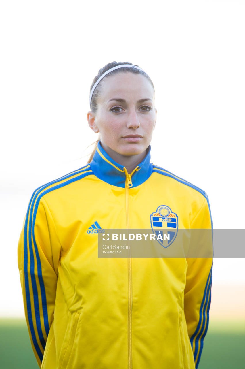 Sveriges Kosovare Asllani