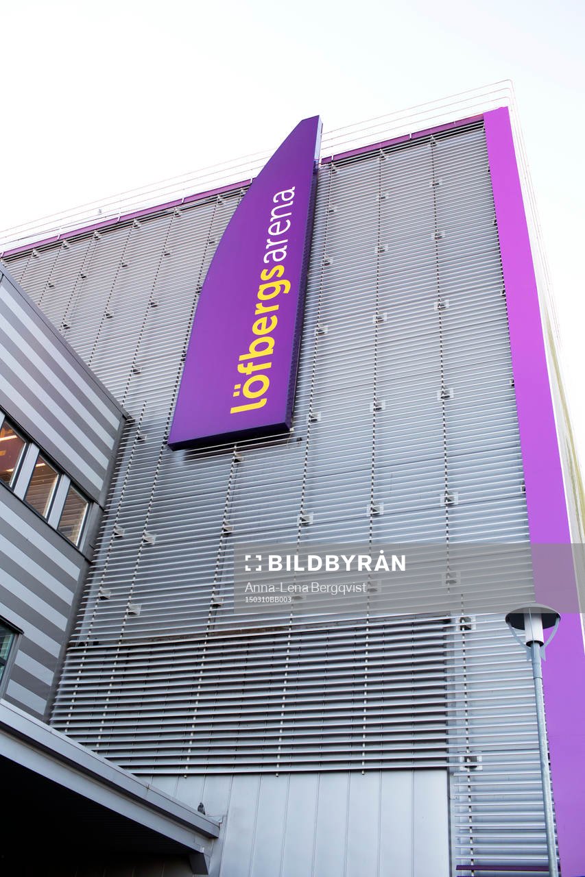 Exteriör bild av Löfbergs Arena