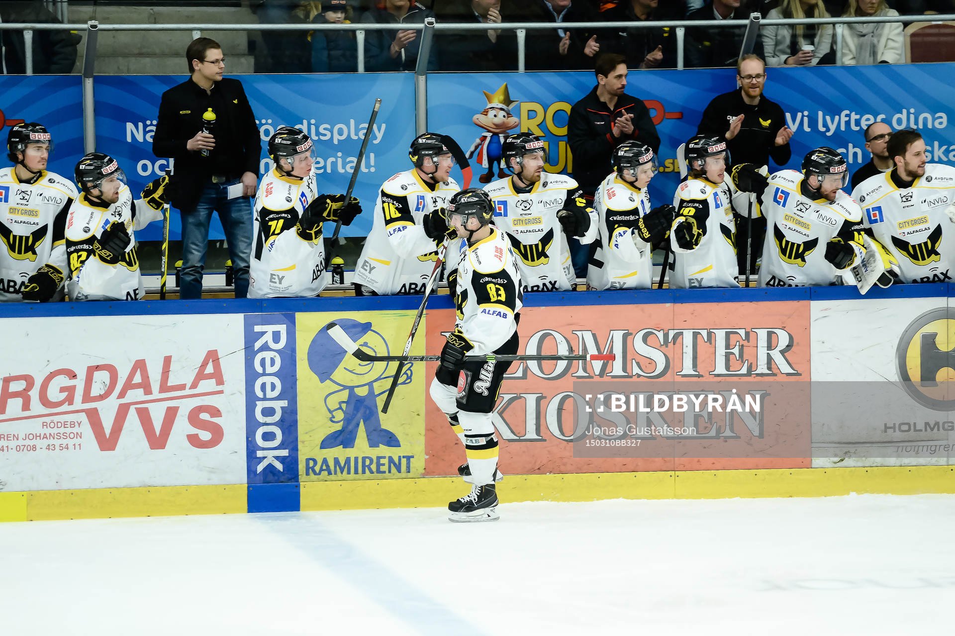 Västerås Dustin Johner har gjort 1-0