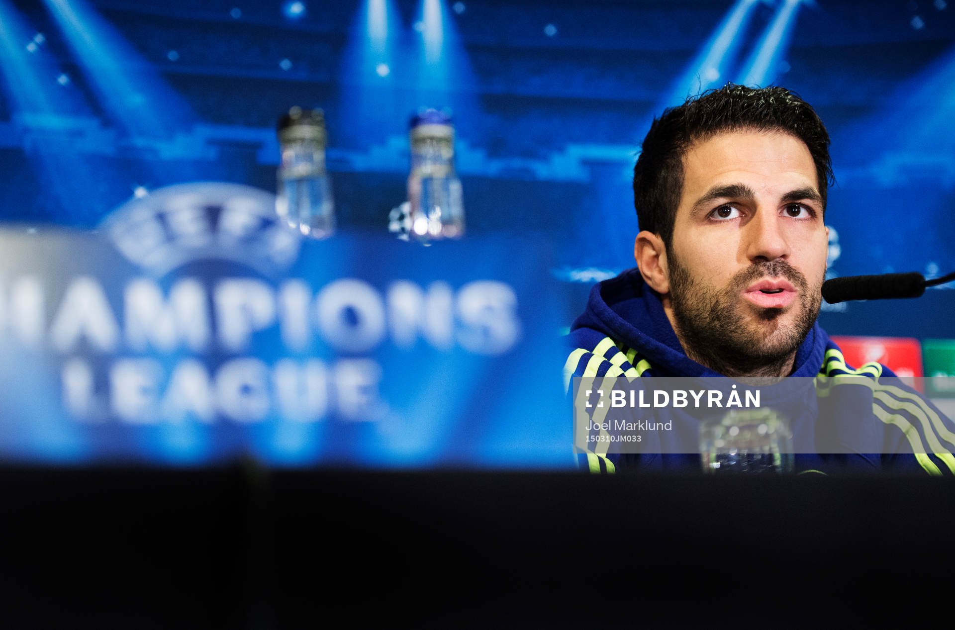 Cesc Fabregas under en presskonferens med Chelsea inför den andra åttondelsfinalen i Champions League, den 10 mars 2015 i London.