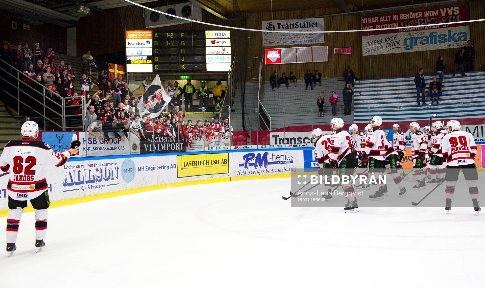 Malmö Redhawks spelare tackar supportrarna för deras stöd