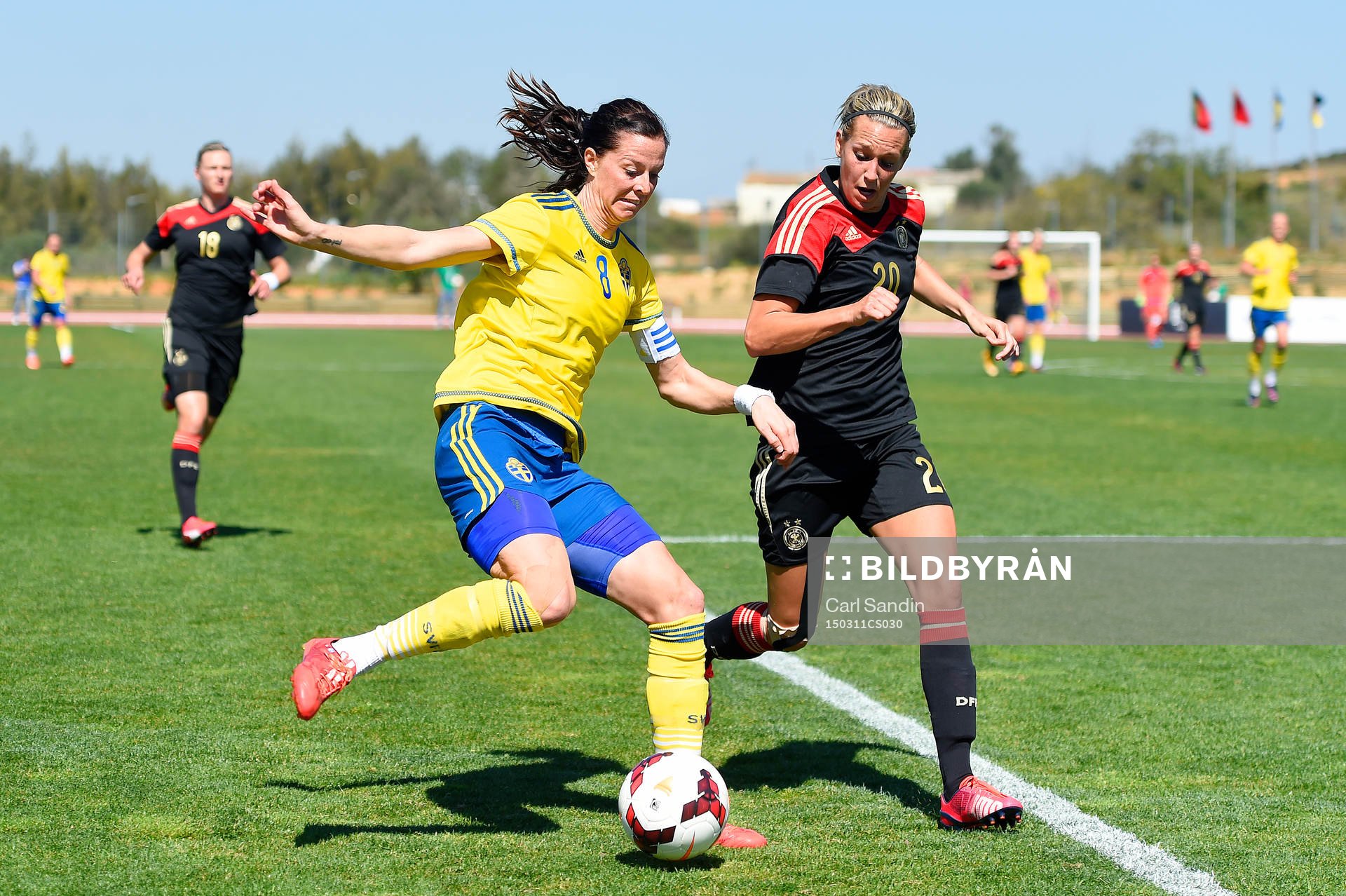 Sveriges Lotta Schelin och Tysklands Lena Goessling